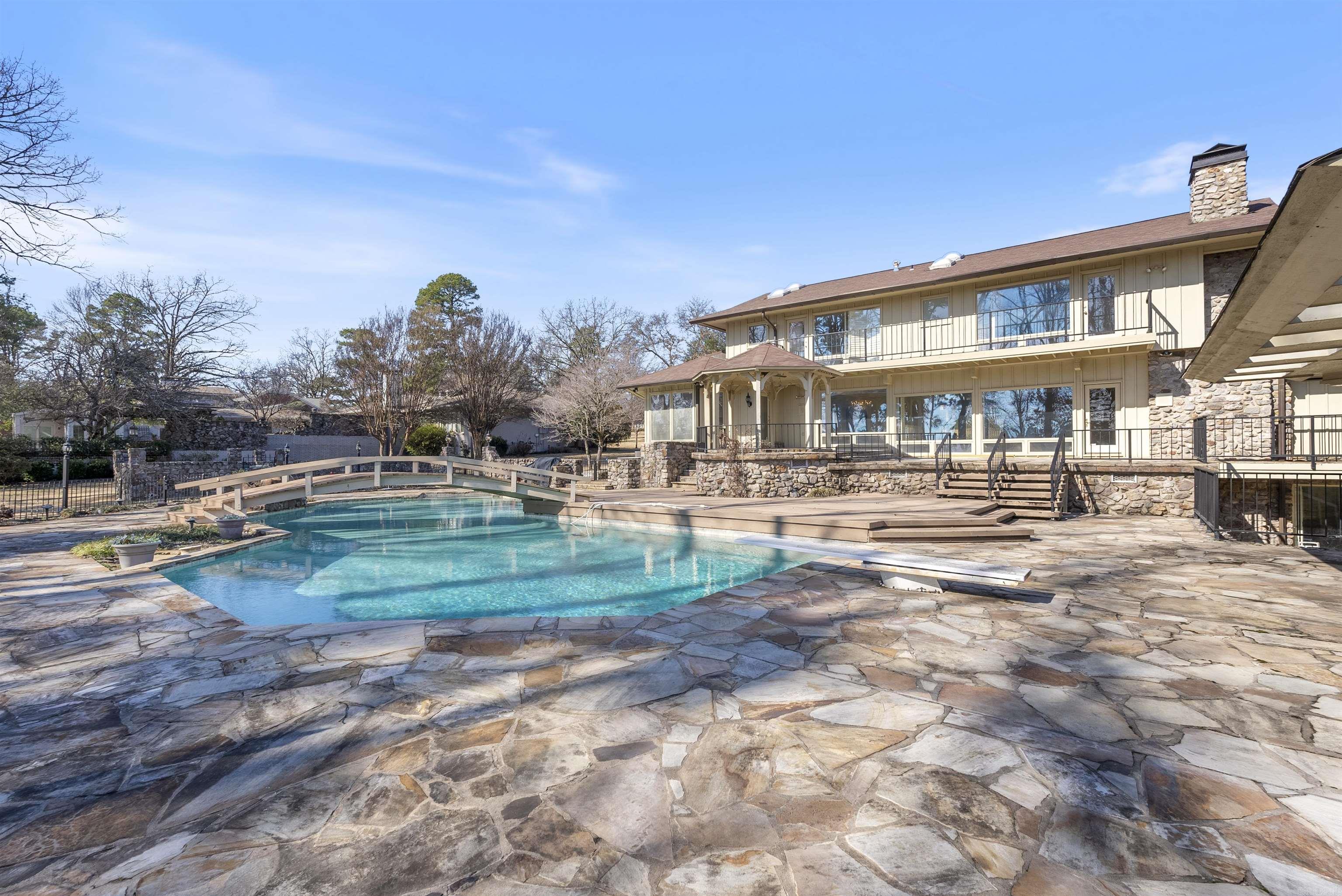 PLEASANT VALLEY - Residential