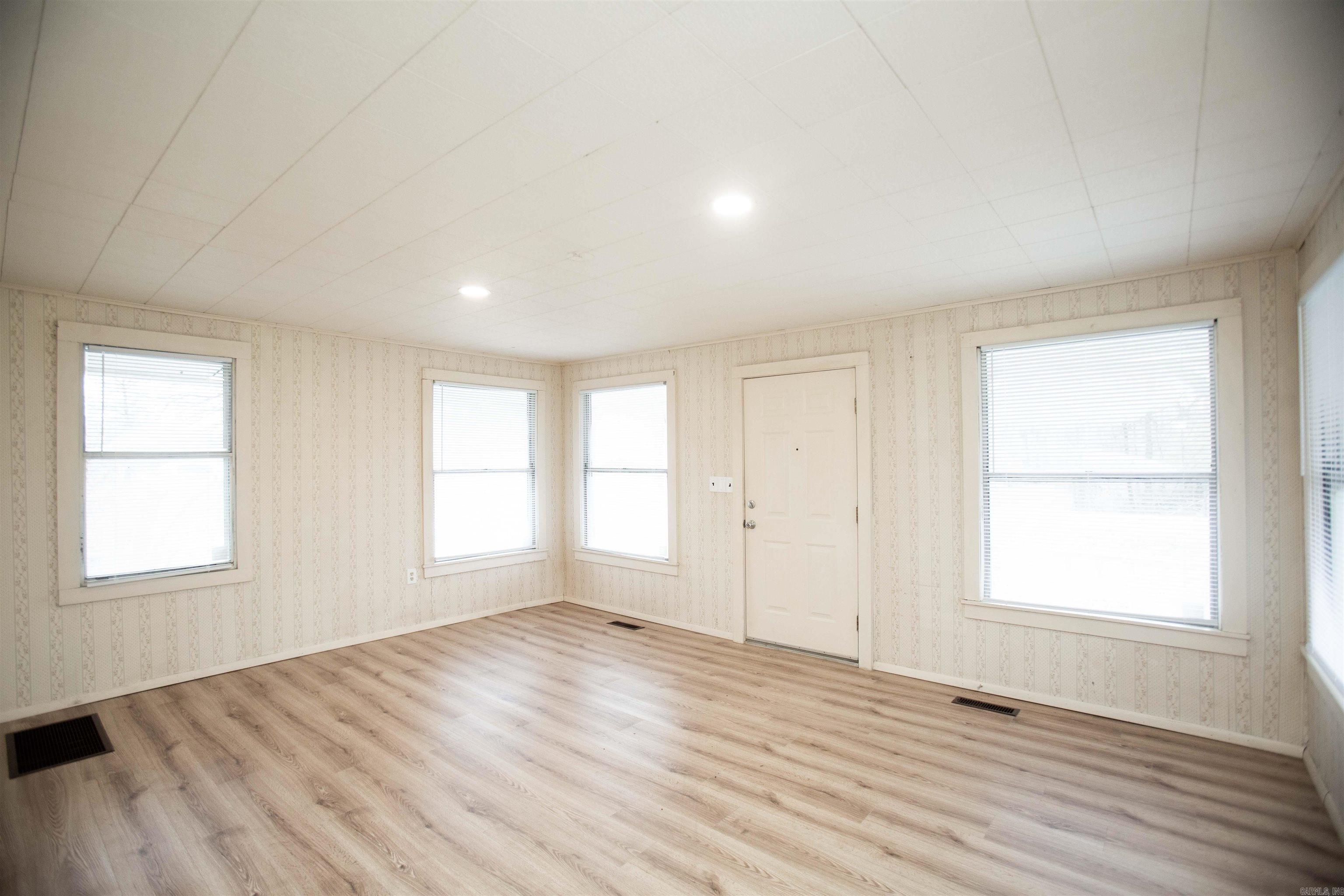 McAlmont - Residential Lease