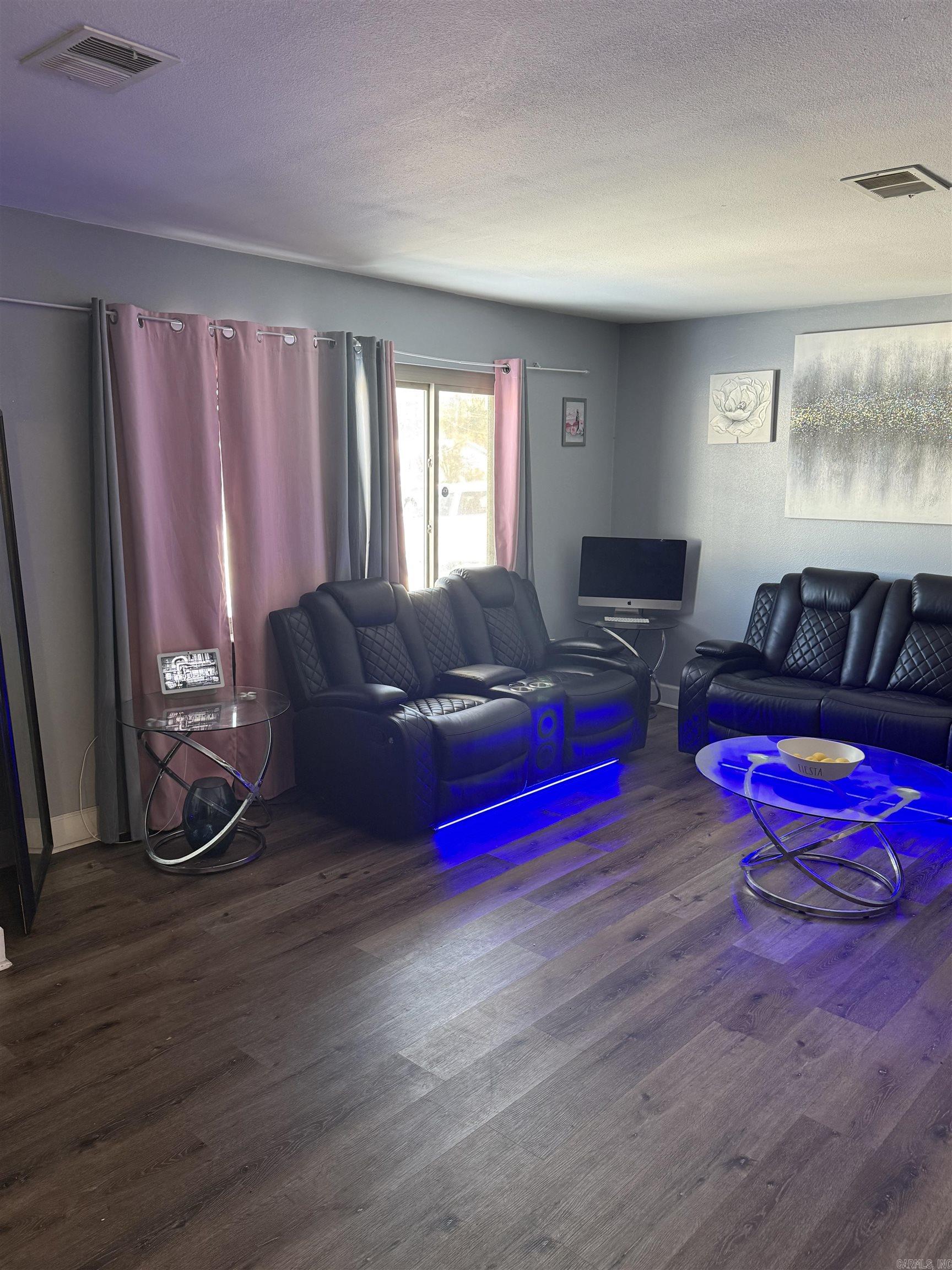 NEELY TO JACK - Residential