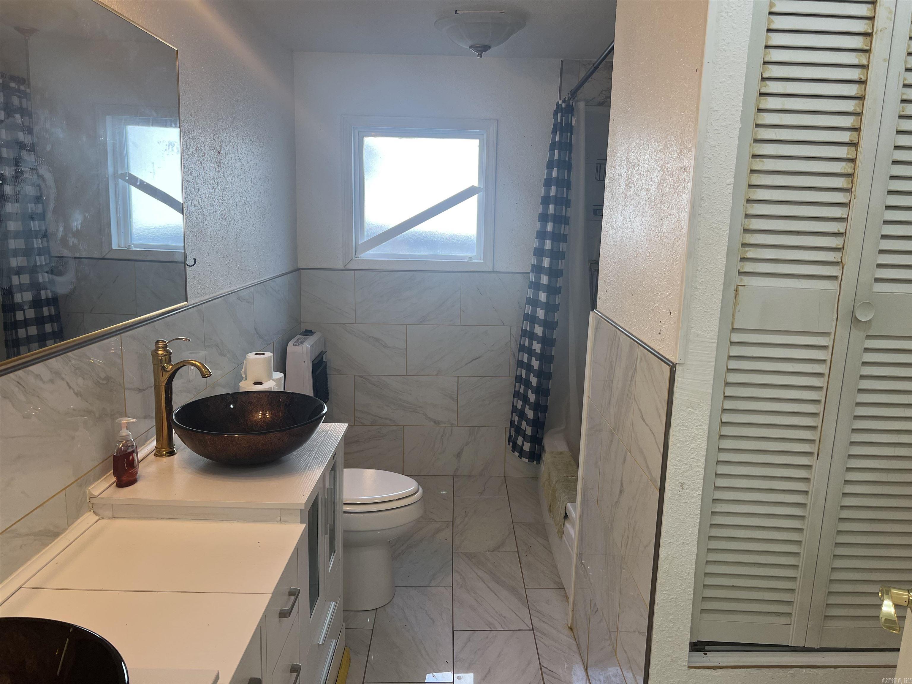 HSR BLK - Residential