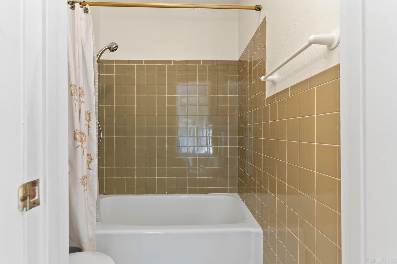 Desoto Courts #2 - Residential