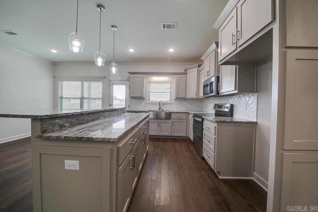 MOUNT TABOR ESTATES - Residential Lease