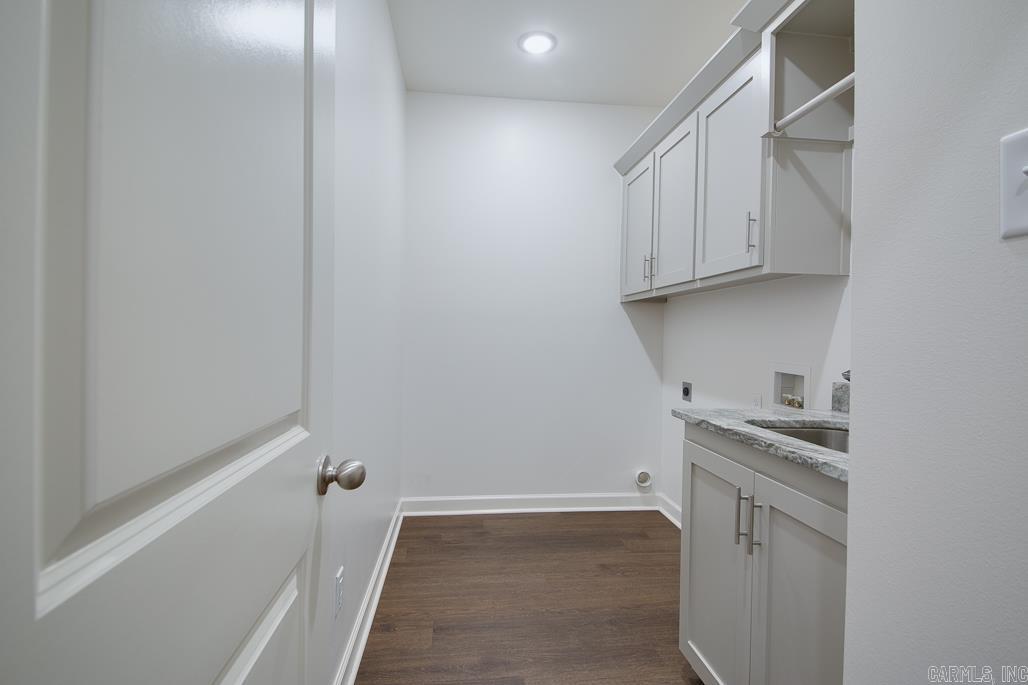 MOUNT TABOR ESTATES - Residential Lease