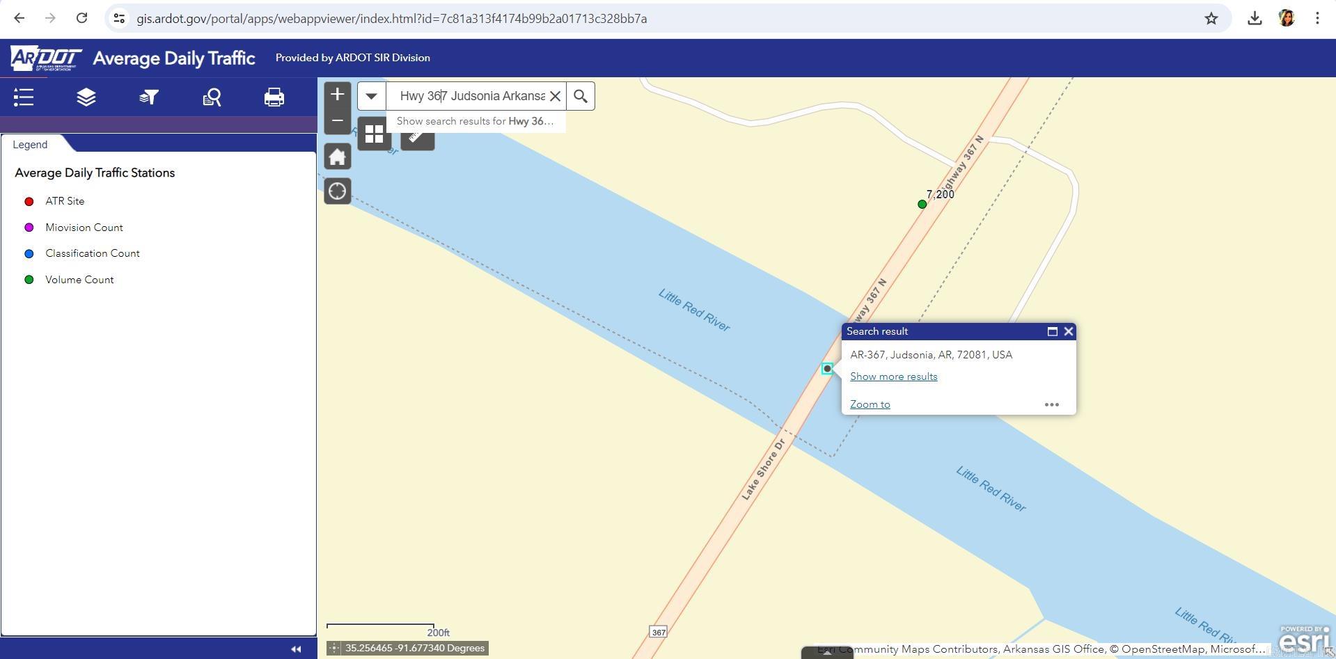Main image without alt text