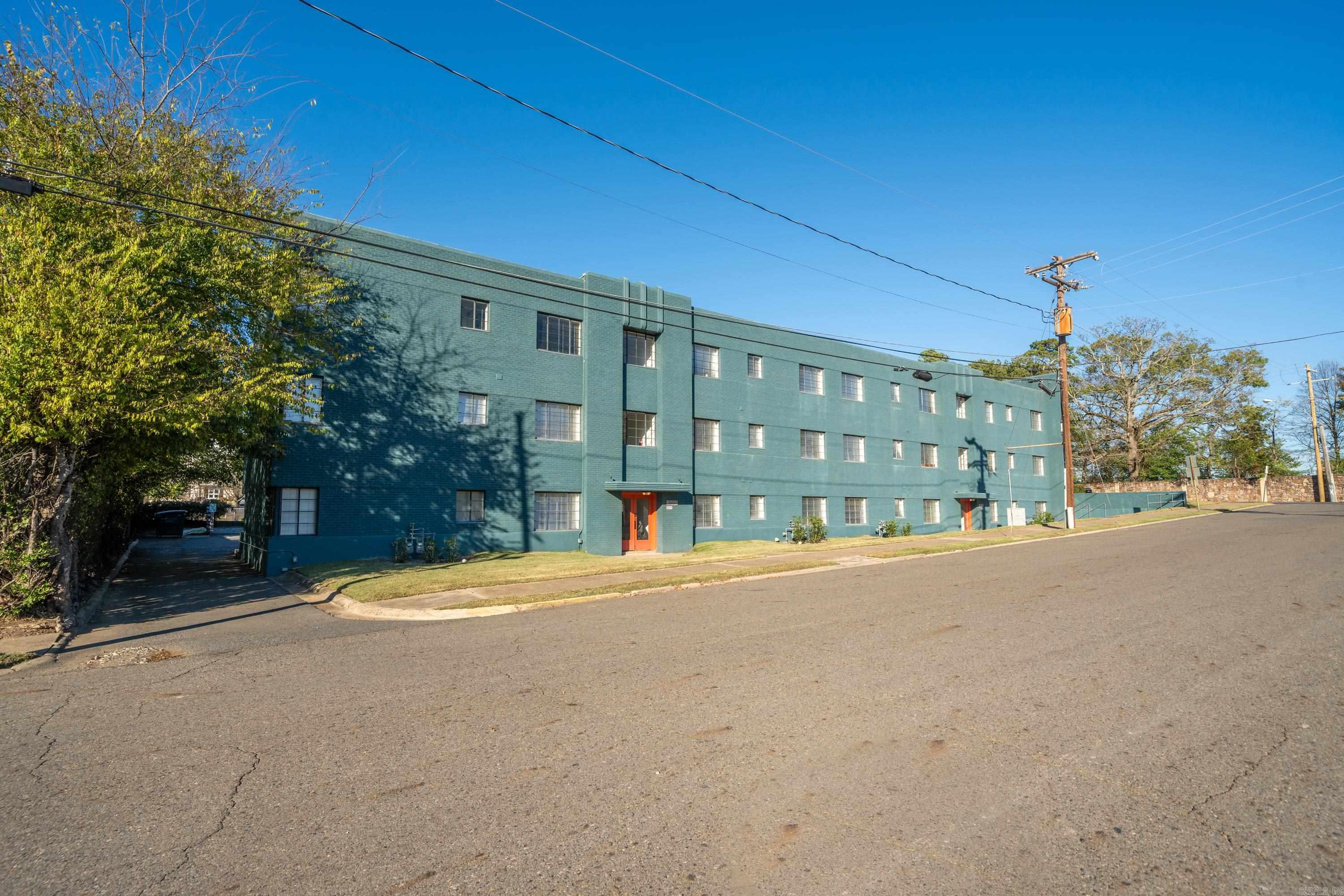 Oakwood Park - Commercial Sale