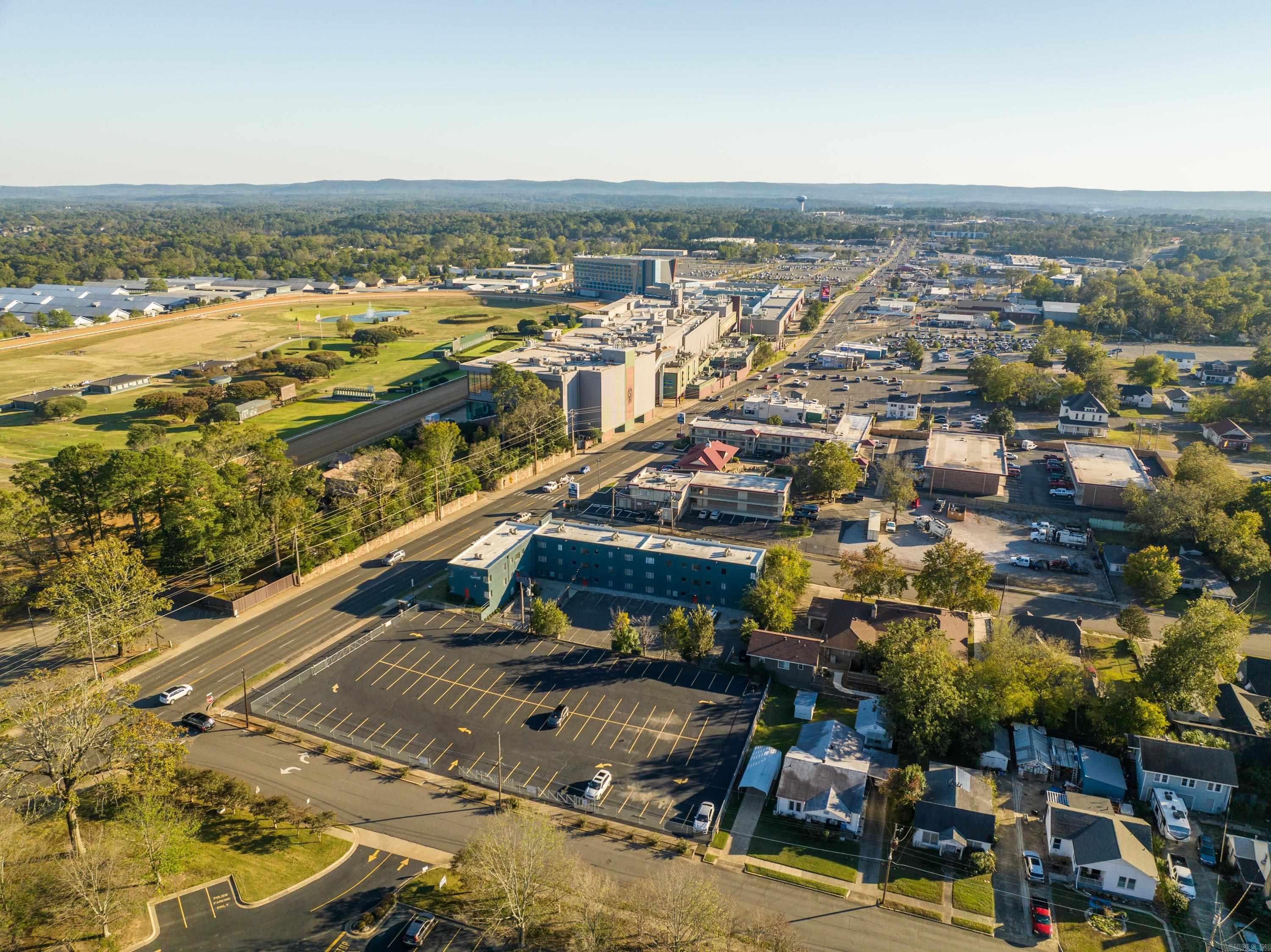 Oakwood Park - Commercial Sale