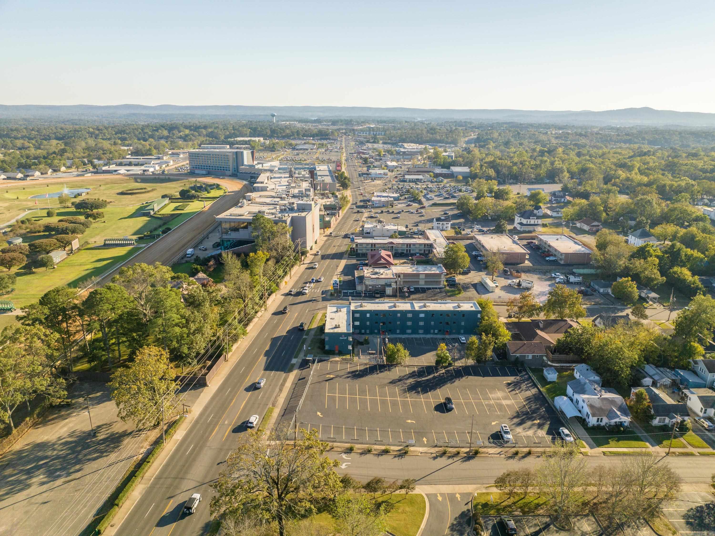 Oakwood Park - Commercial Sale