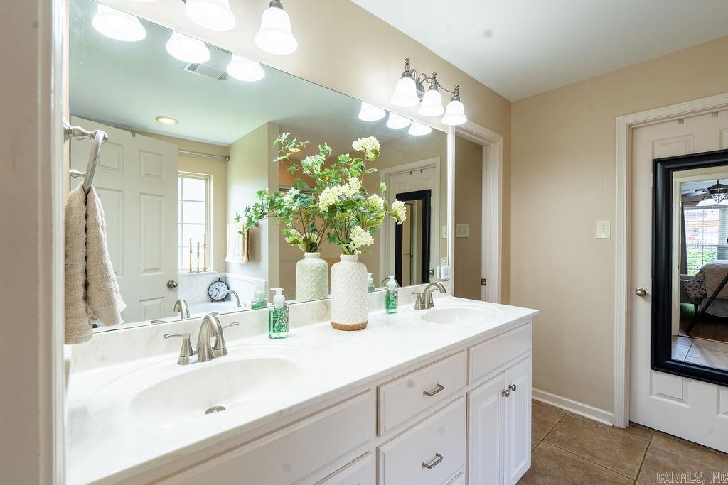 BASE MEADOWS ADDN - Residential