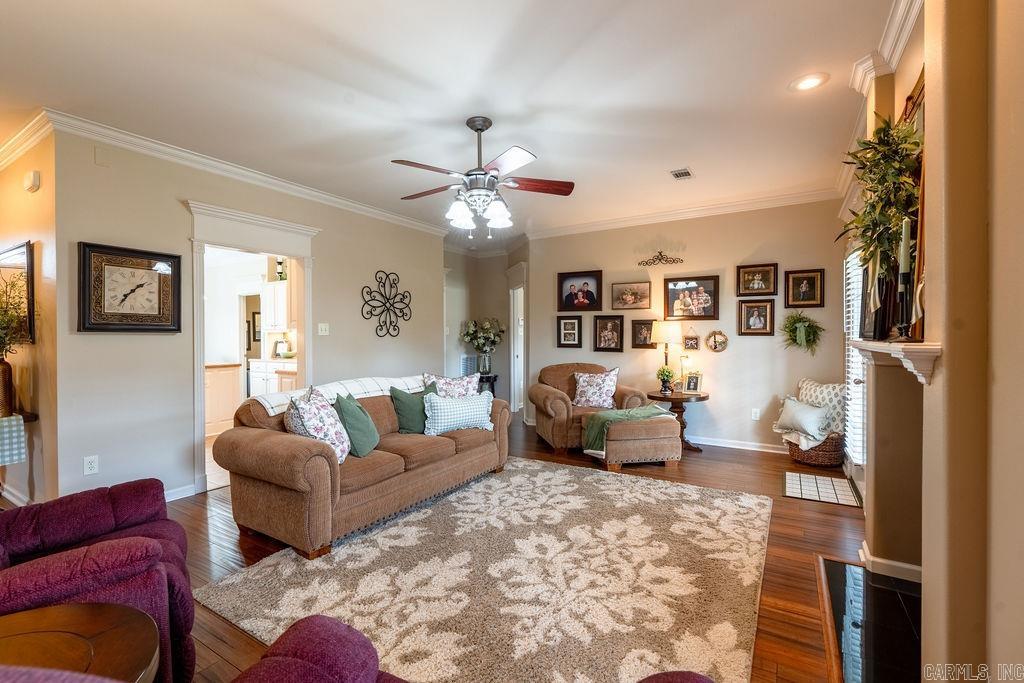 BASE MEADOWS ADDN - Residential