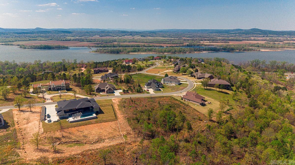 MOUNTAIN CREST ESTATES - Land