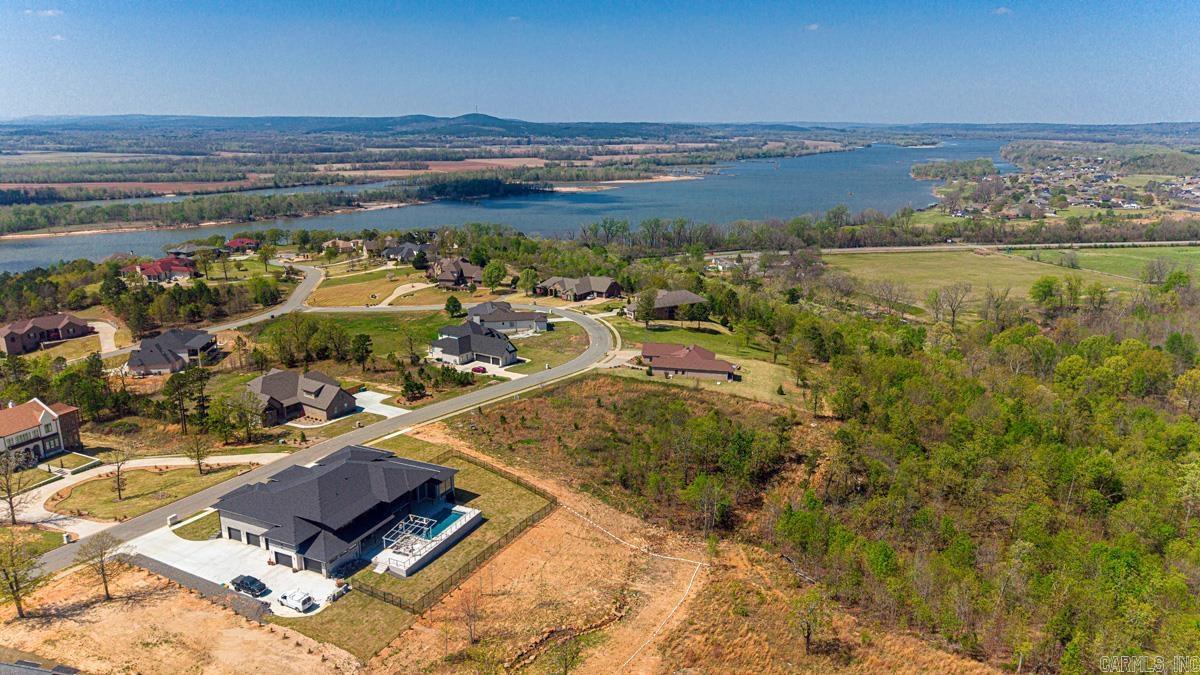 MOUNTAIN CREST ESTATES - Land