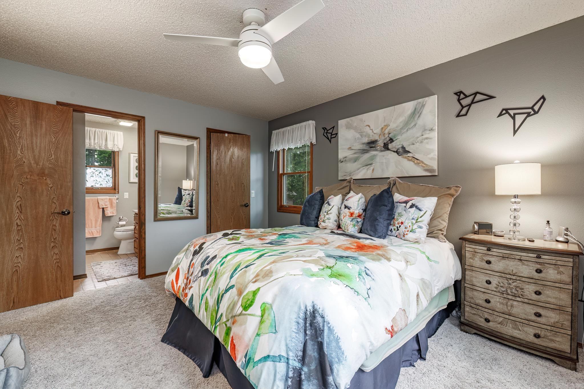 BALENCIAGA - Residential