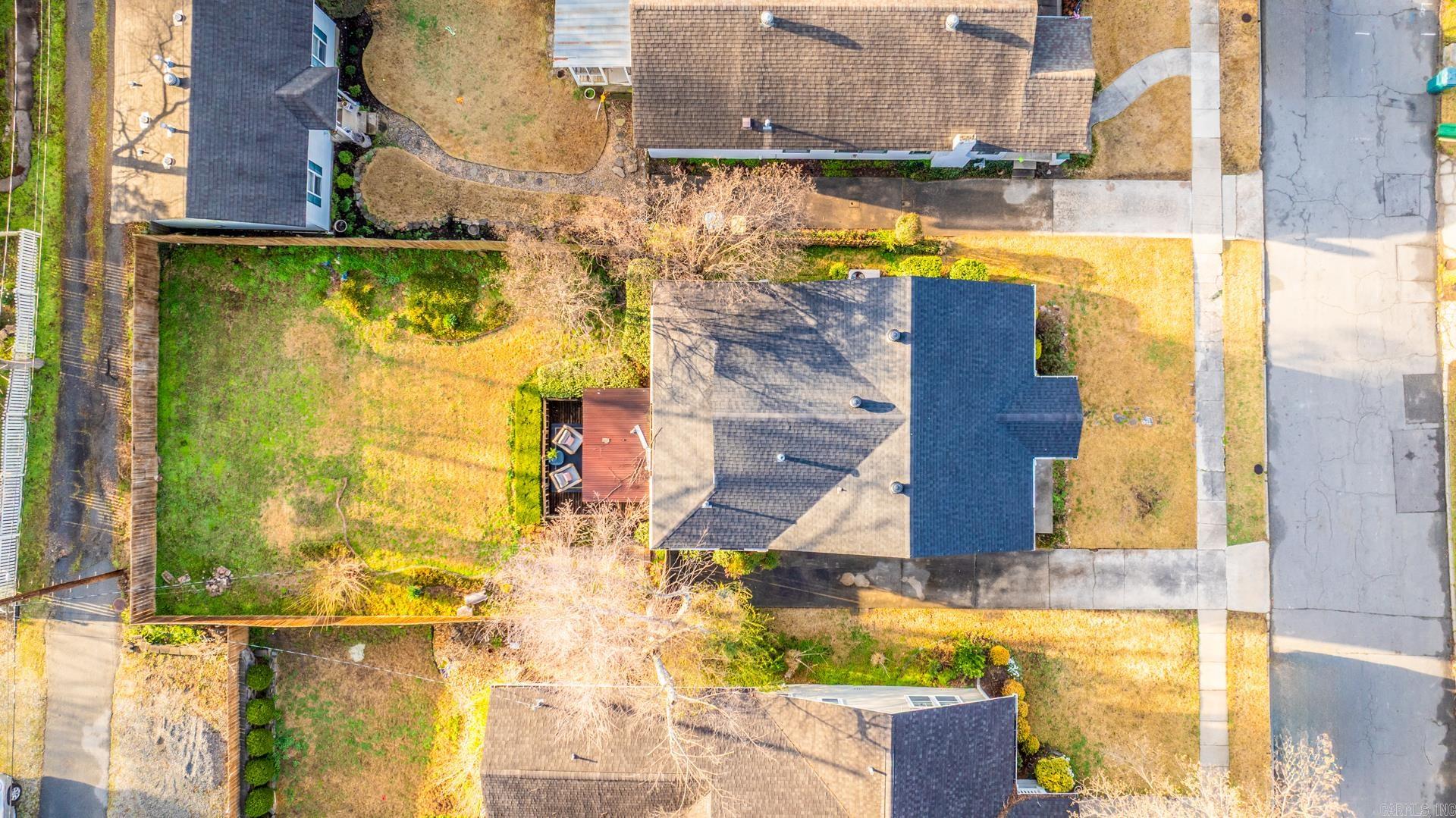 ELMHURST - Residential