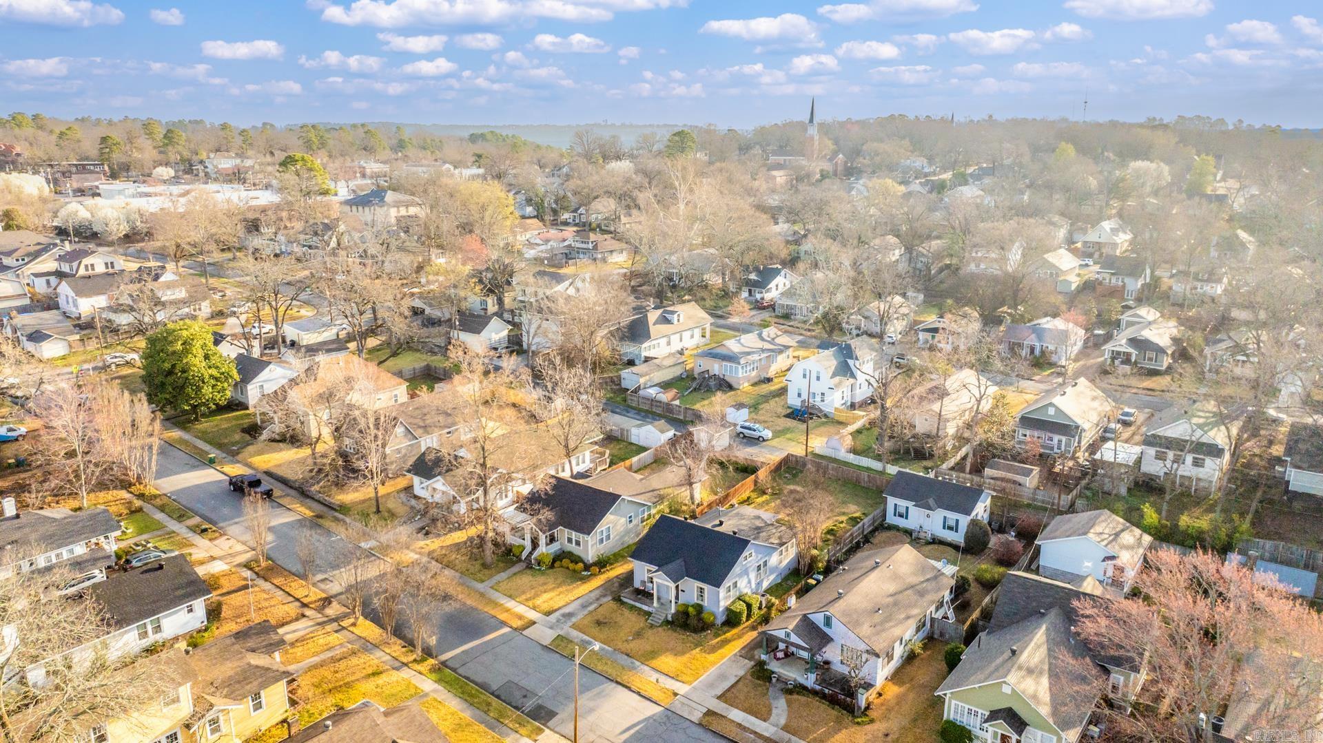 ELMHURST - Residential