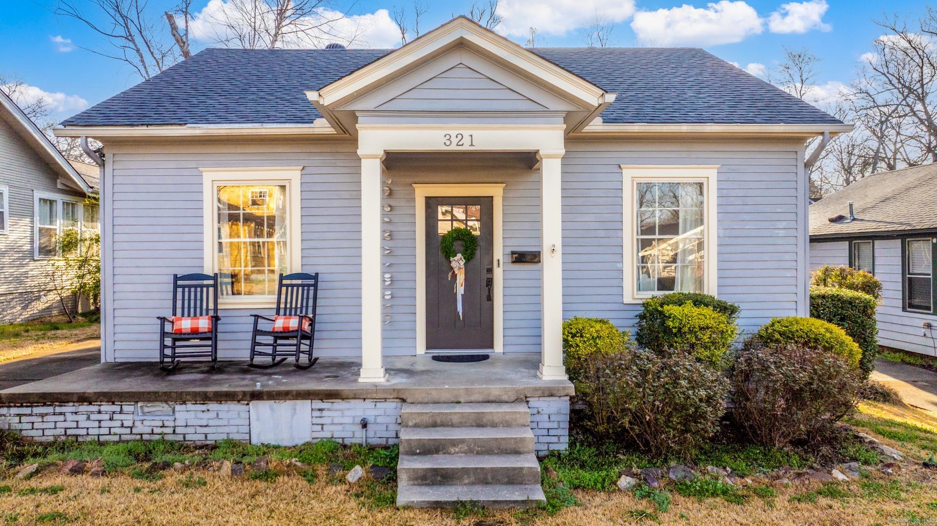 ELMHURST - Residential