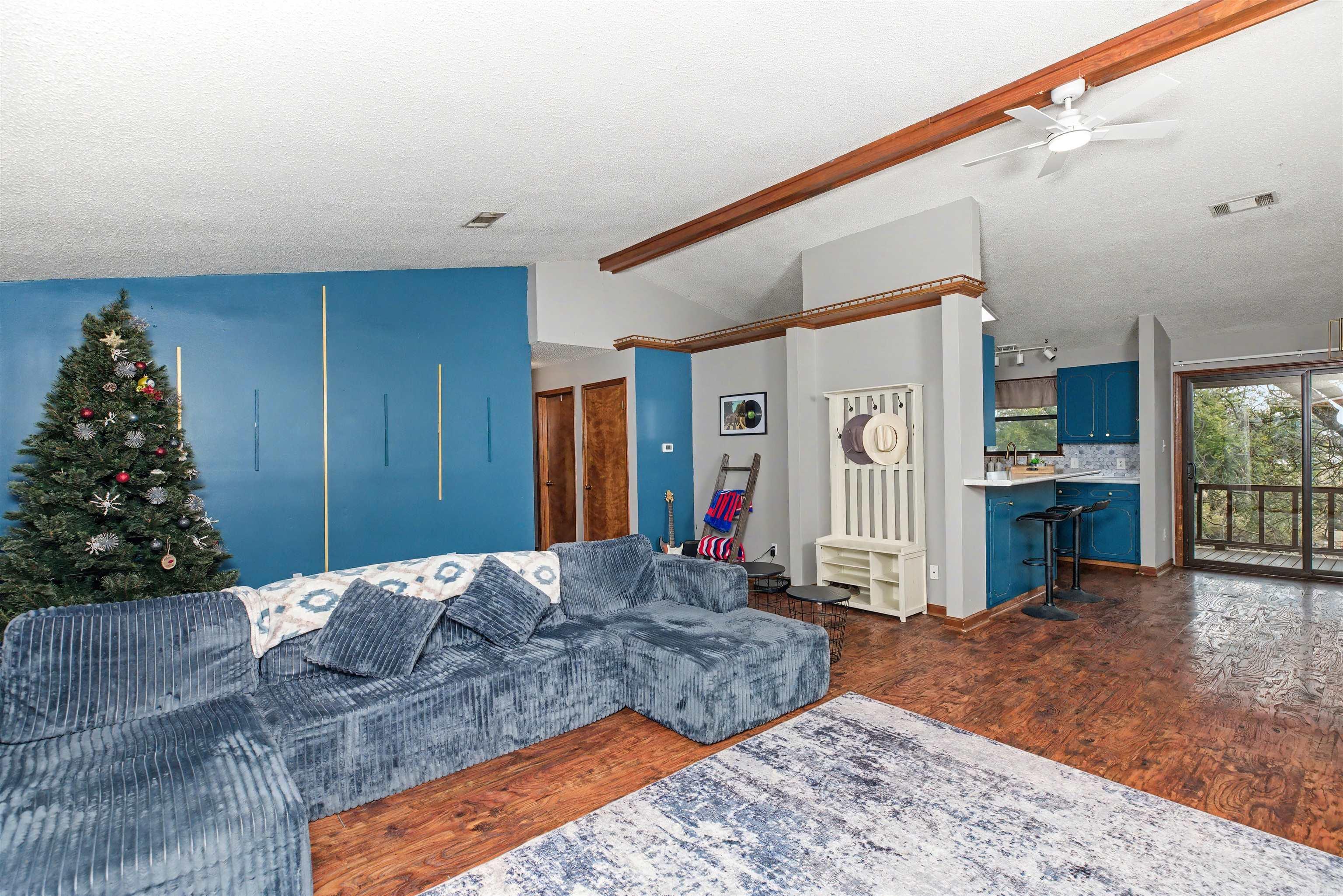 ISLAND HARBOR EST - Residential