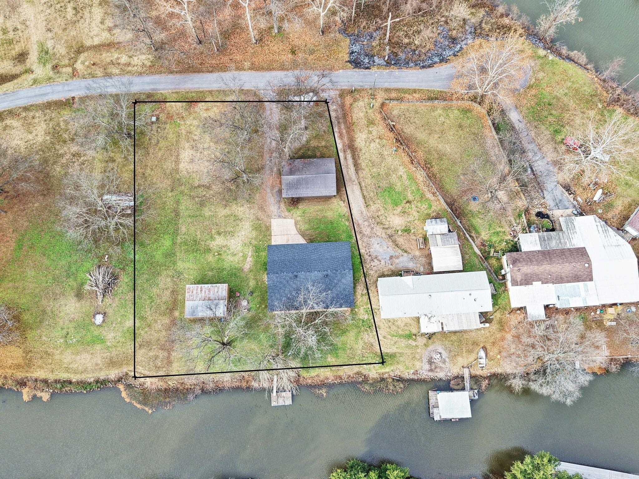 ISLAND HARBOR EST - Residential