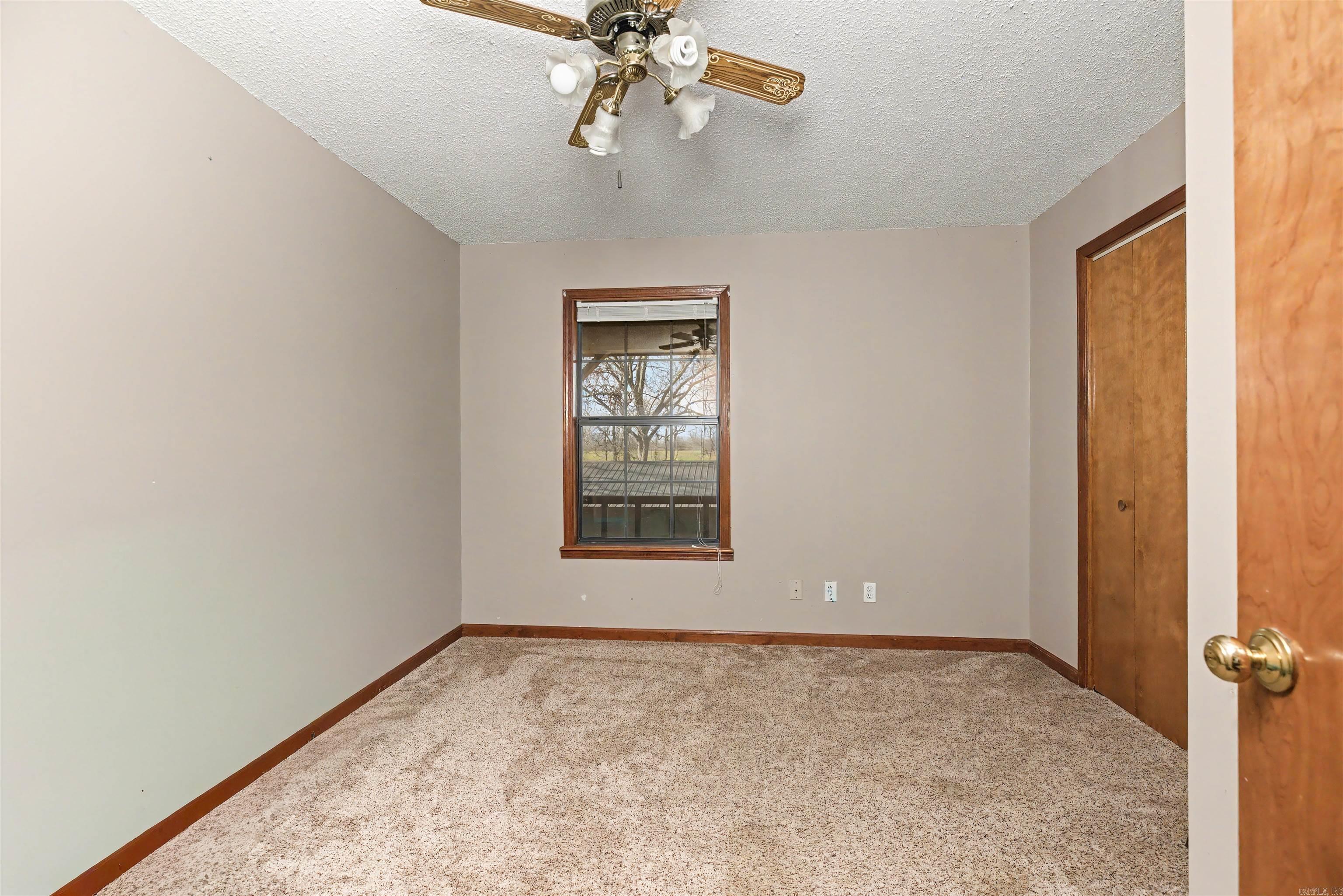 ISLAND HARBOR EST - Residential