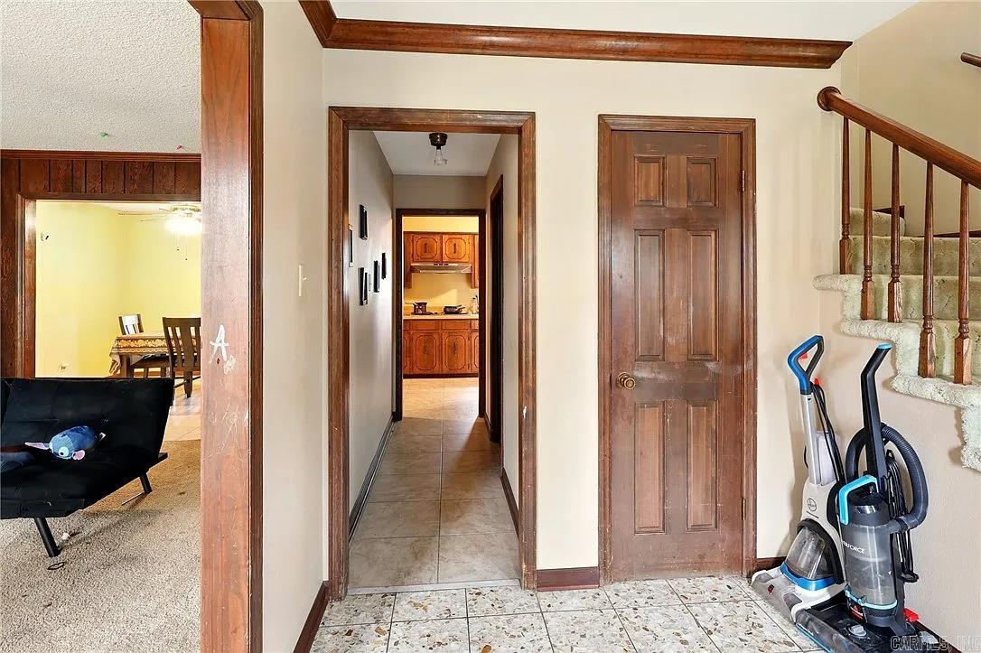 EAST MEADOW - Residential