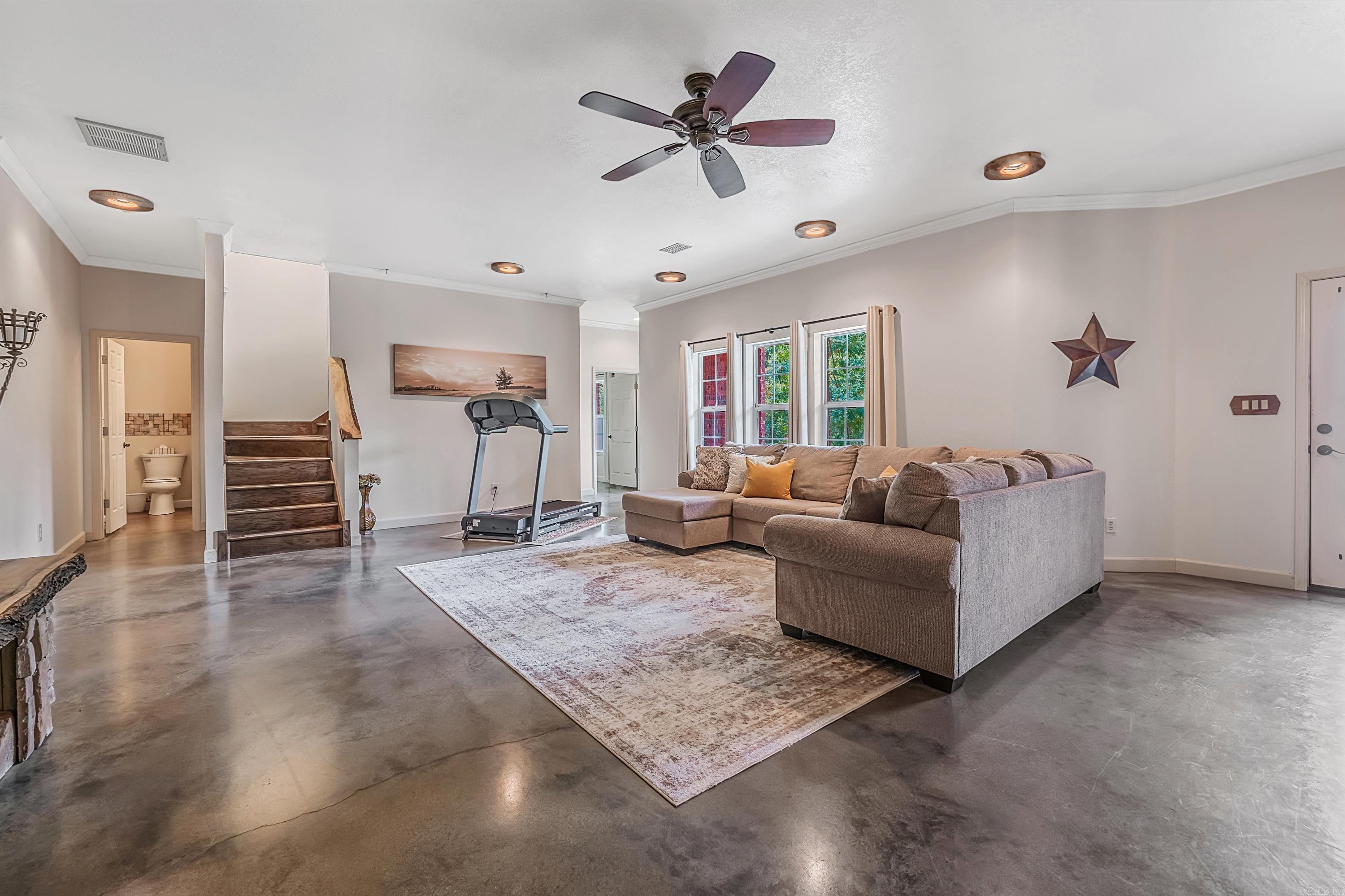 LAKEVIEW ACRES - Residential