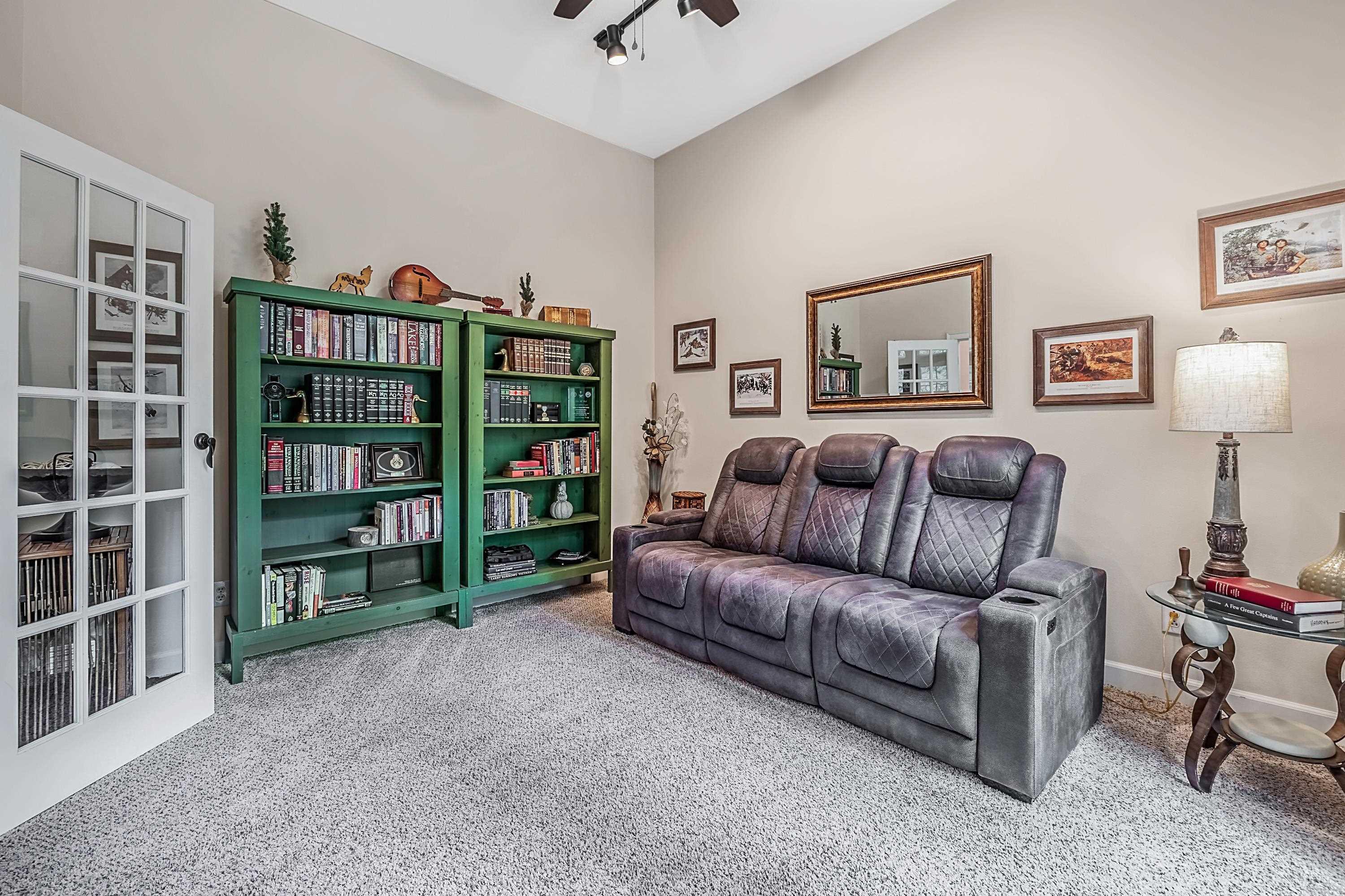 LAKEVIEW ACRES - Residential