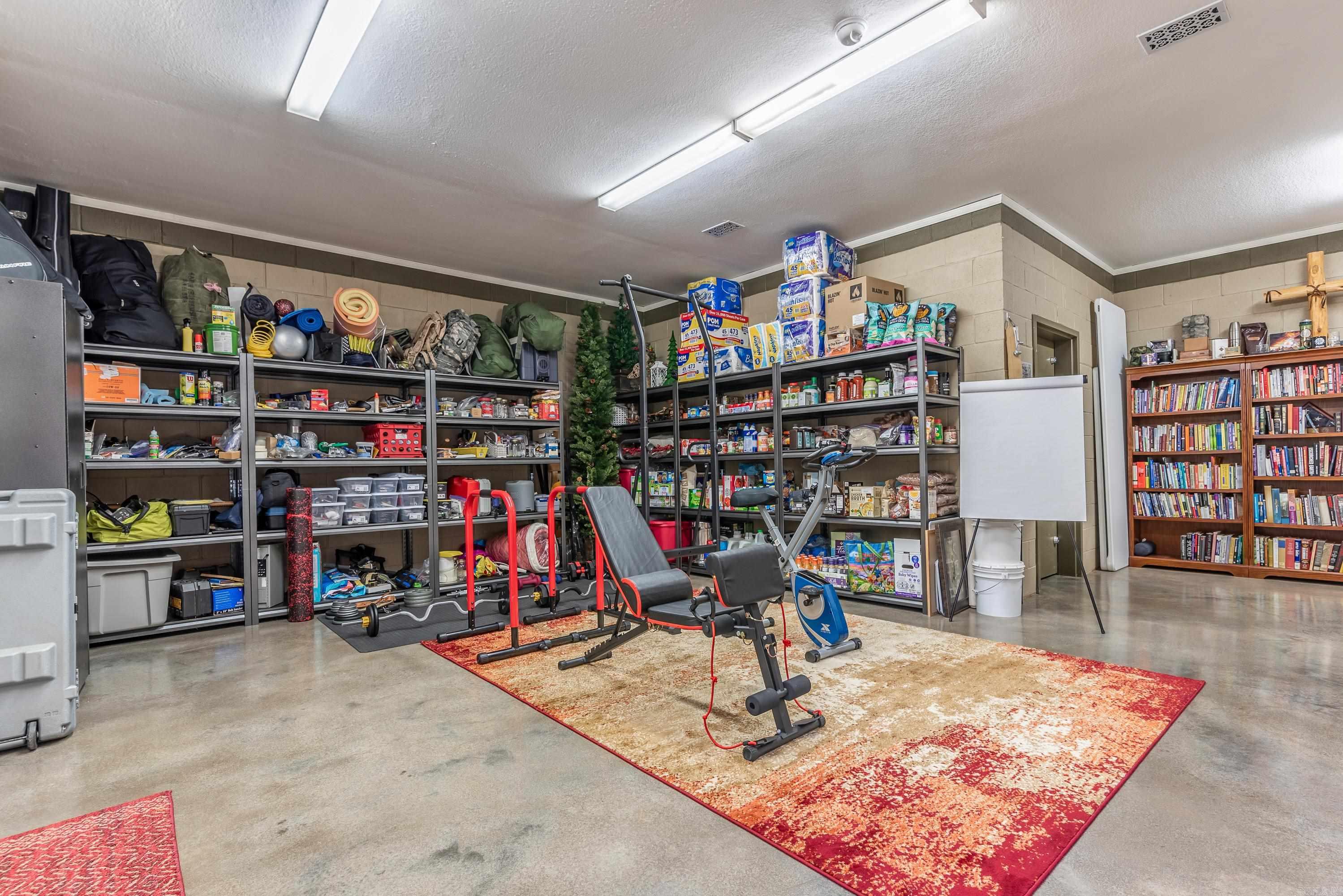 LAKEVIEW ACRES - Residential