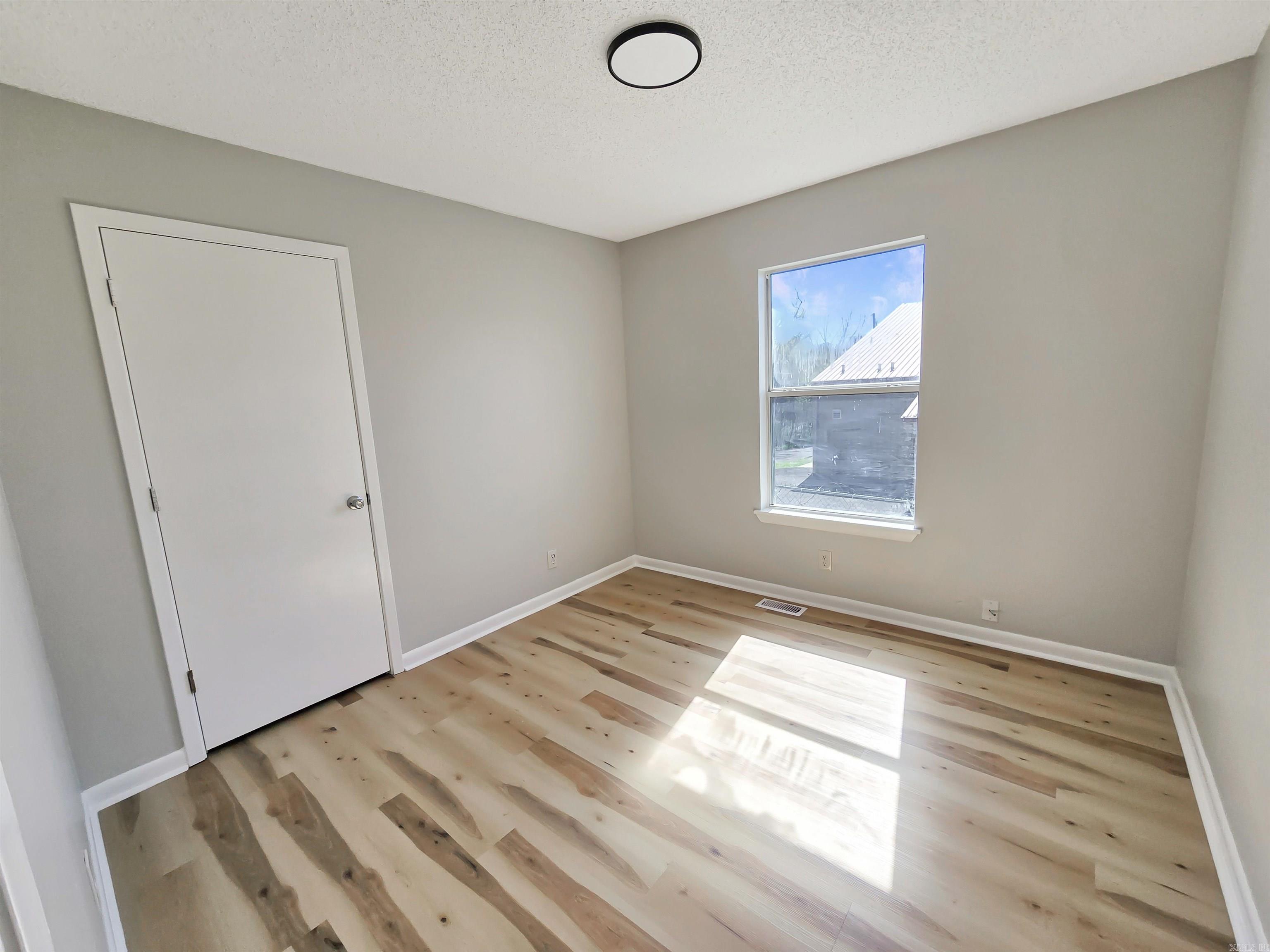 BRIGGS & ONEAL - Residential