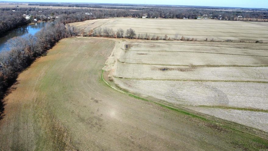 This farm, totaling 606.5 acres, is comprised of four tracts with diverse features. The property offers a mix of cropland, recreational hunting opportunities, and lakefront access, making it a unique investment near Memphis, Tennessee.  This farm is comprised of four tracts, being sold as one farm, and the details are as follows:   Tract 1: 28.38+/- Acres   Tract 2: 31.09 +/- Acres   Tract 3: 227 +/- Acres   Tract 4: 320.03 +/- Acres