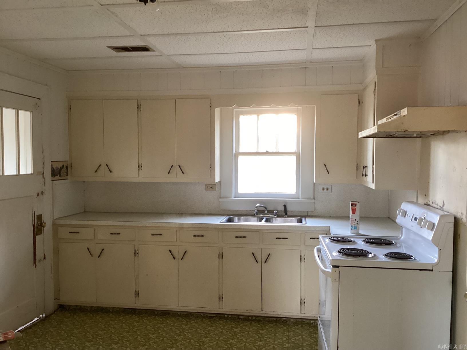 RL HAYS - Residential