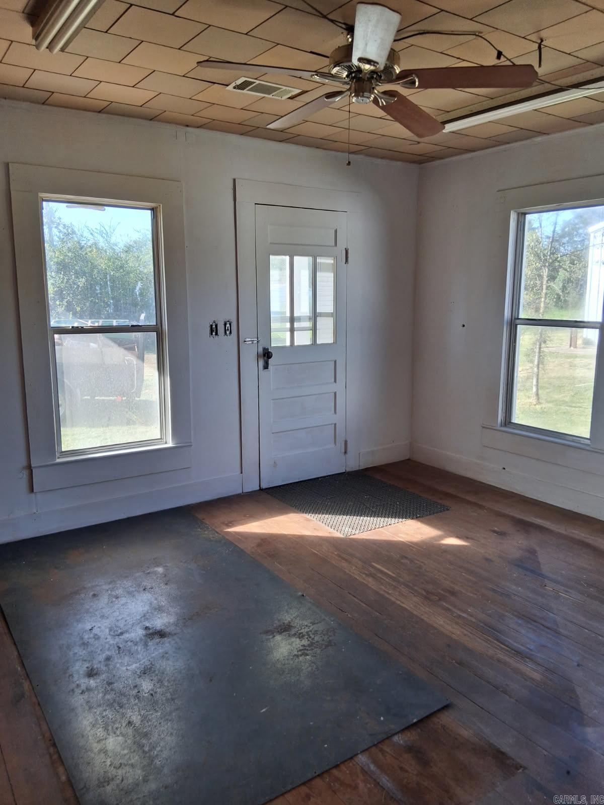 DANVILLE - Residential