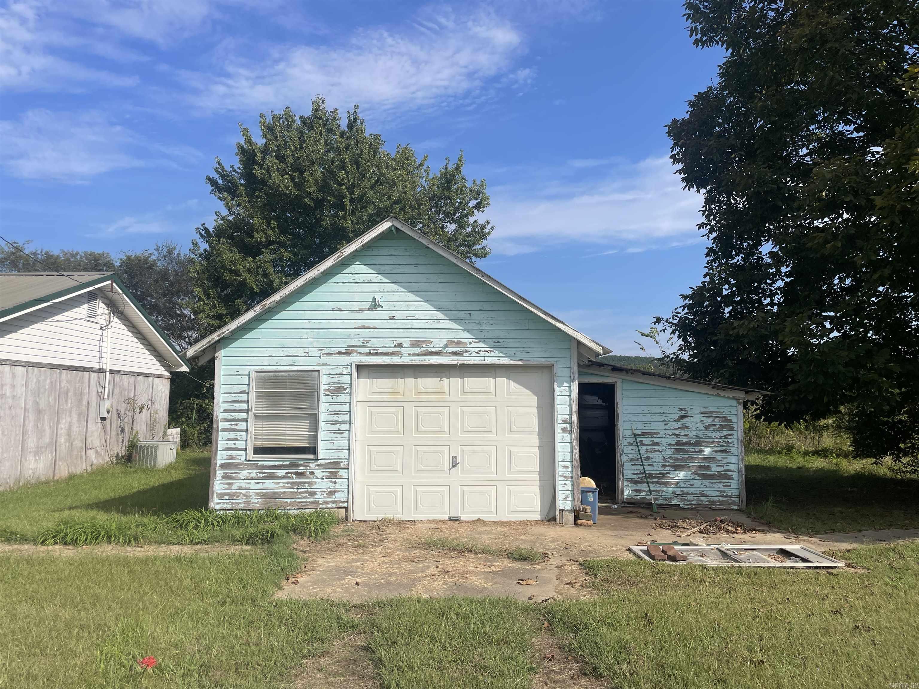 DANVILLE - Residential