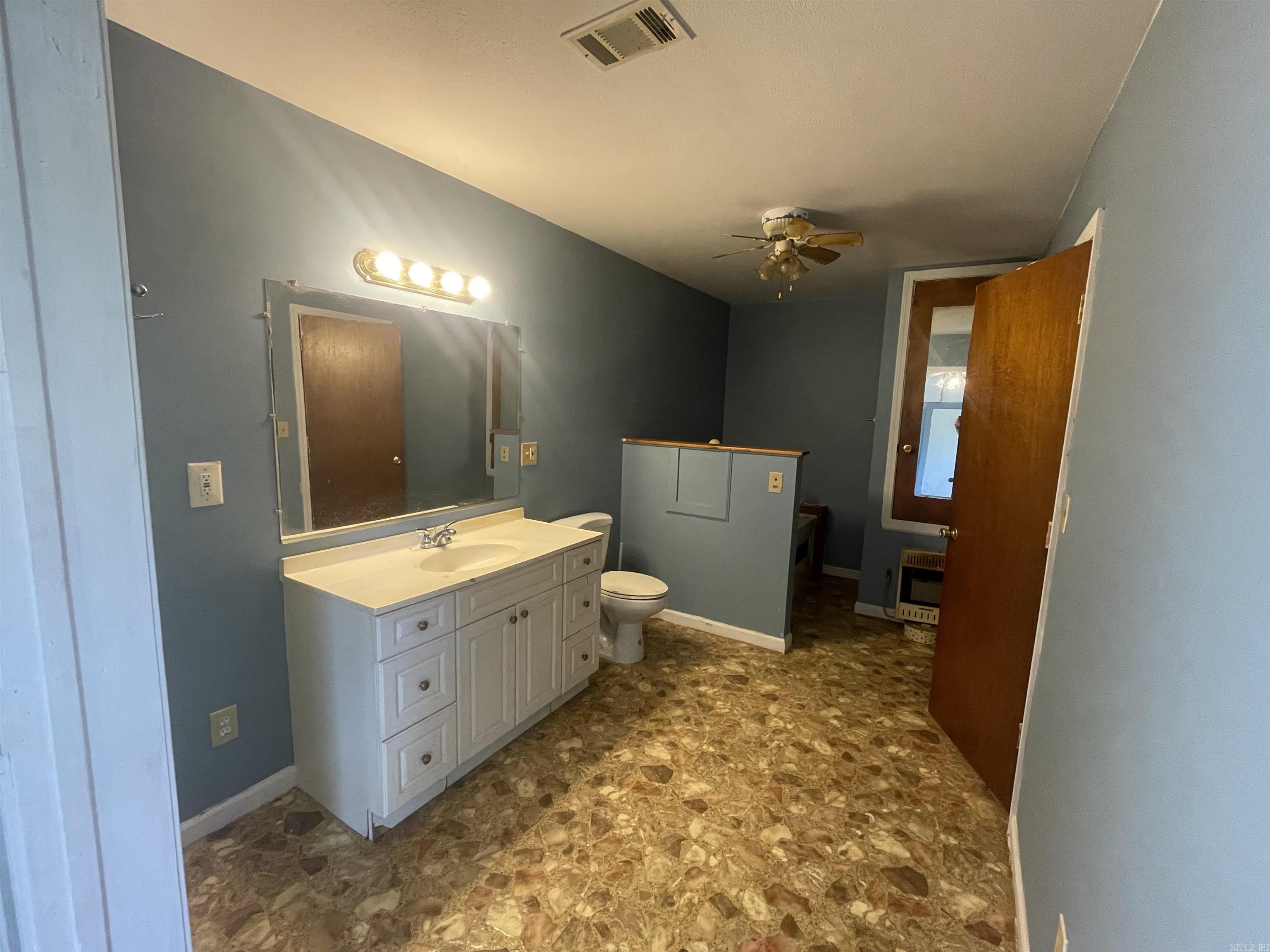 DANVILLE - Residential