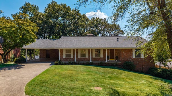 111 SHAMROCK DR, LITTLE ROCK, AR 72205 - Image 5a7bc5efbe05bf3c80e4e542795294a0/2489920241