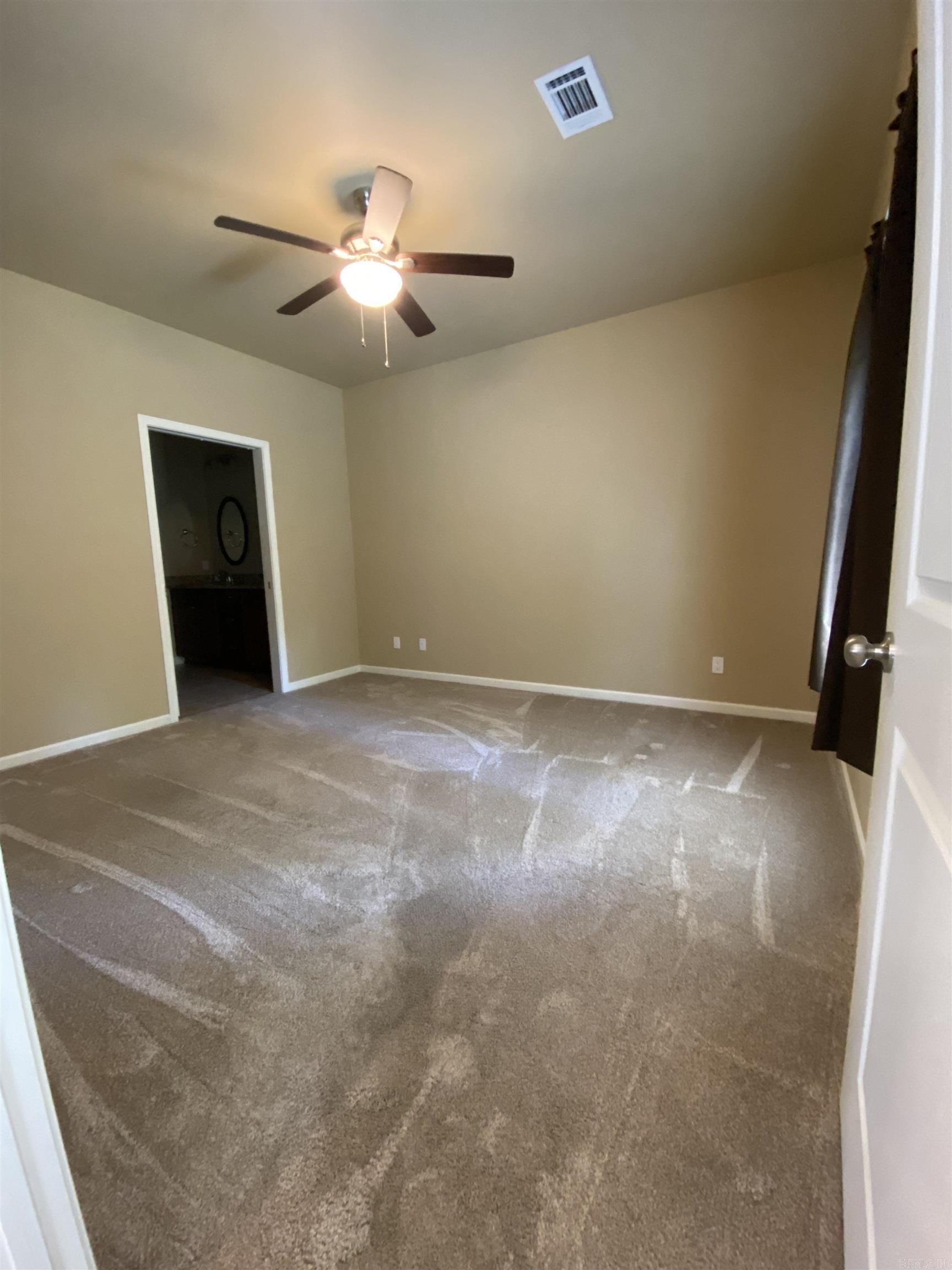 GOLF LINKS GARDENS - Residential