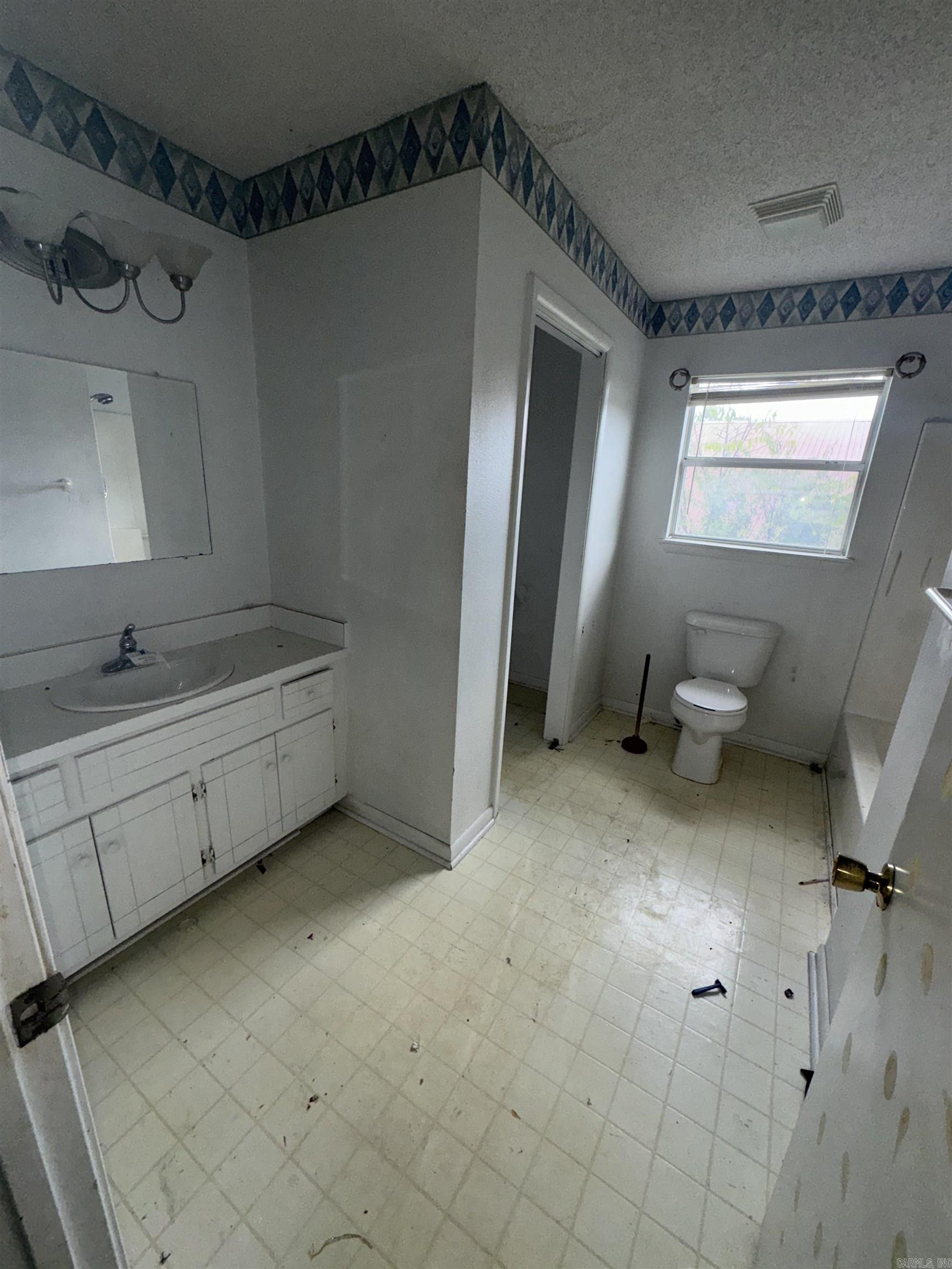 BRIGGS & ONEAL - Residential