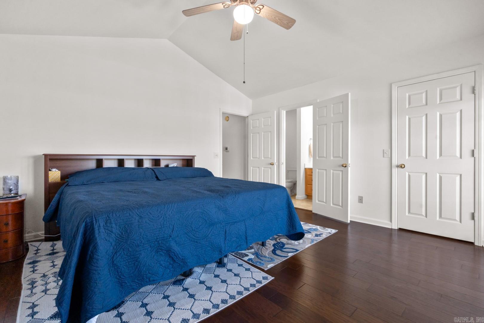 MAJESTIC LAKE VILLAGE TOWNHOMES - Residential