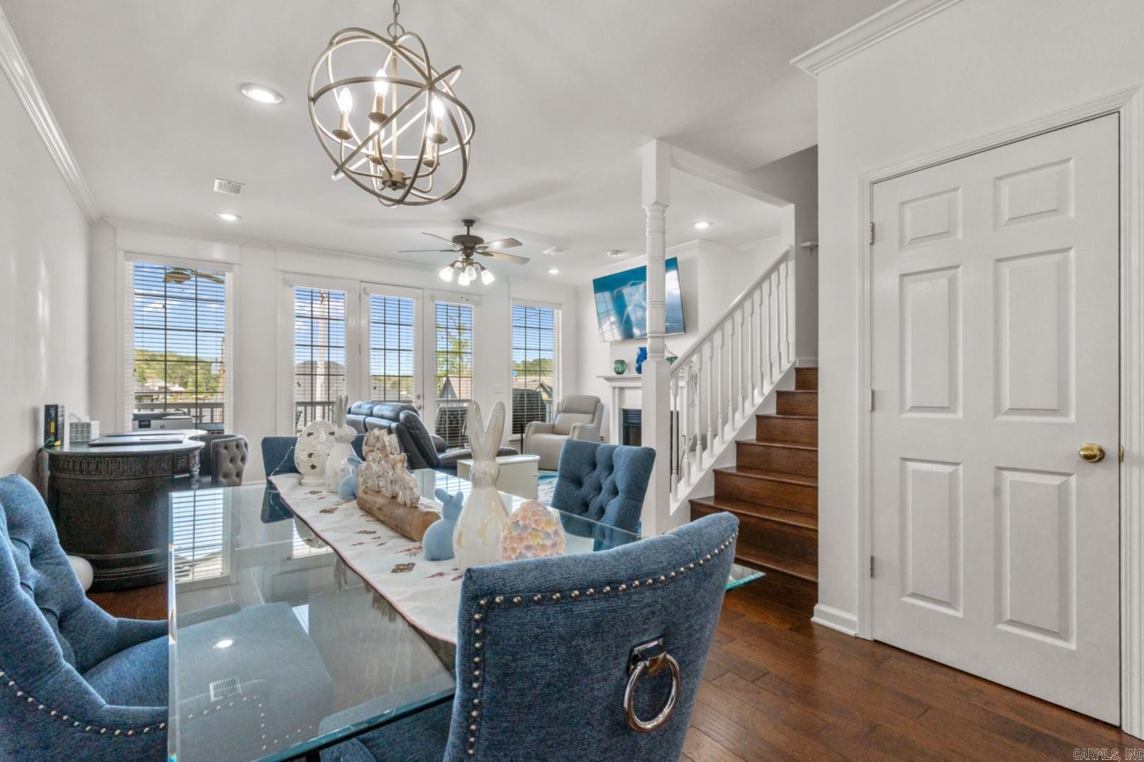 MAJESTIC LAKE VILLAGE TOWNHOMES - Residential
