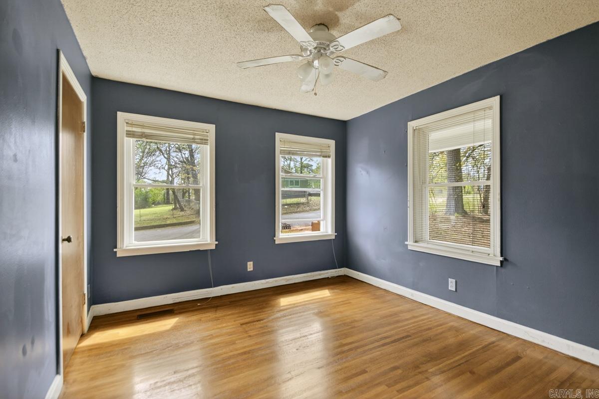 FOREST HILLS - Residential