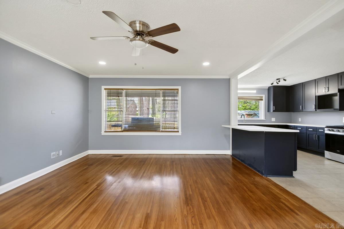 FOREST HILLS - Residential