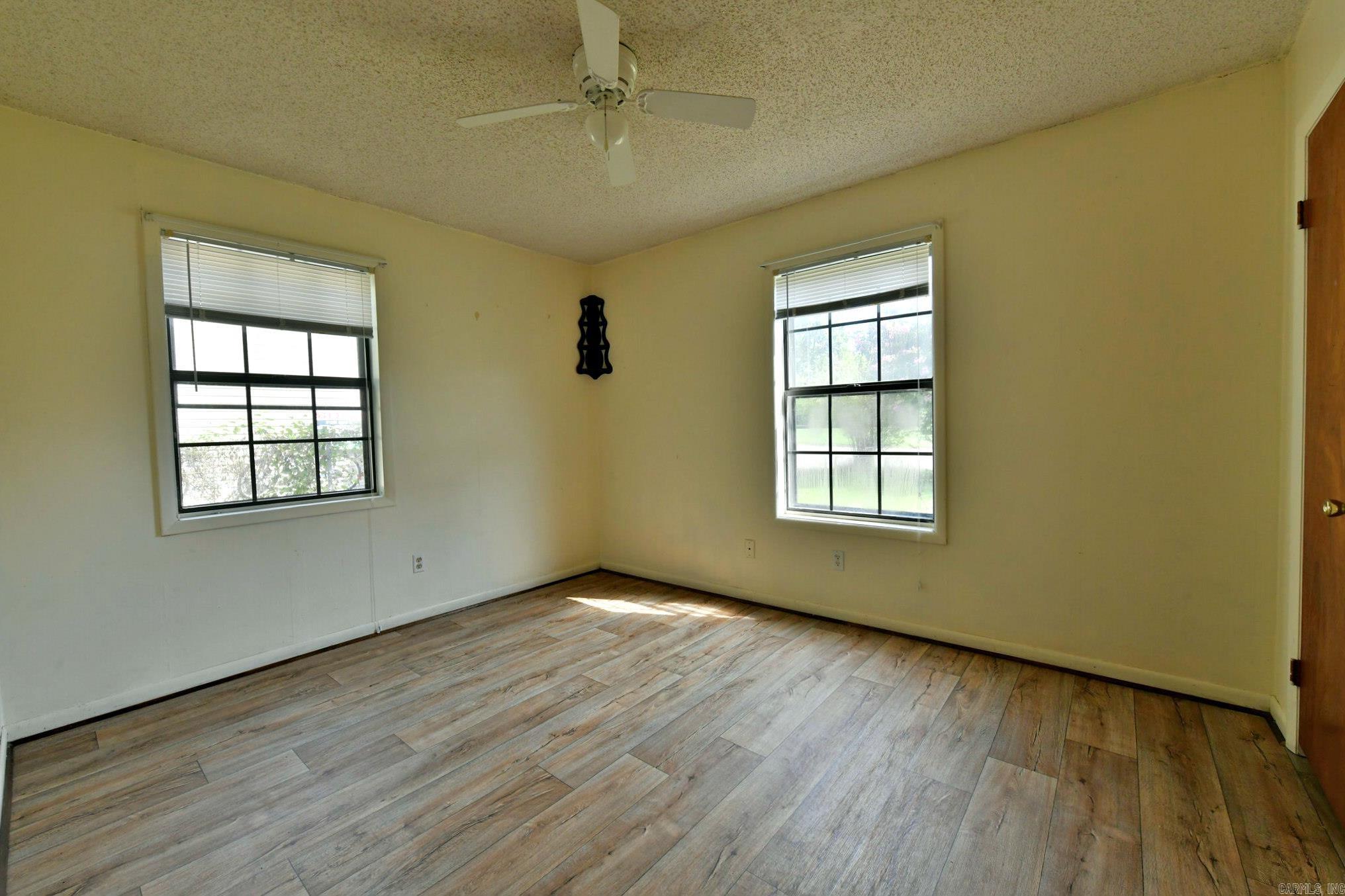 Men-Ark #1 - Residential