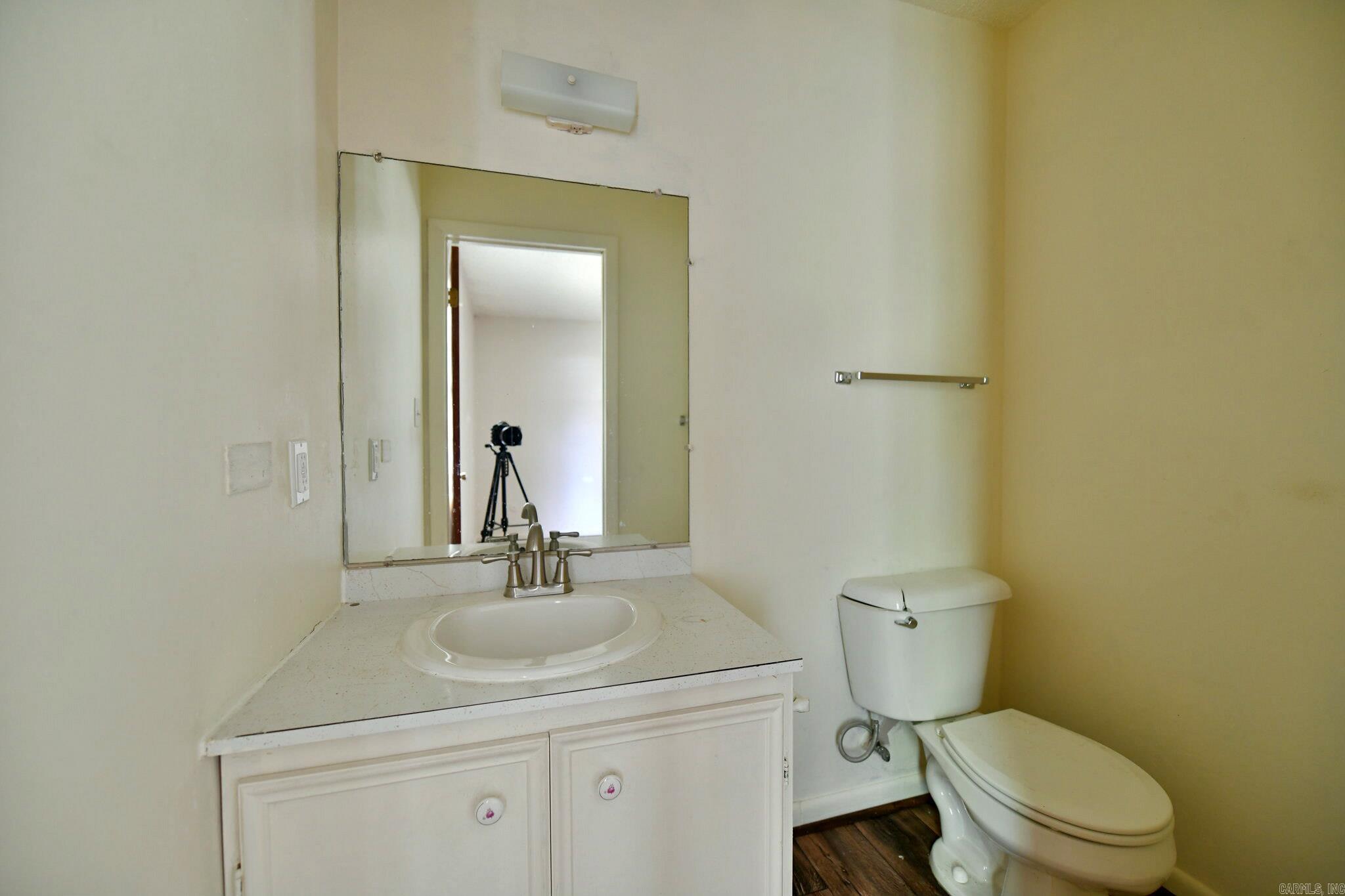 Men-Ark #1 - Residential