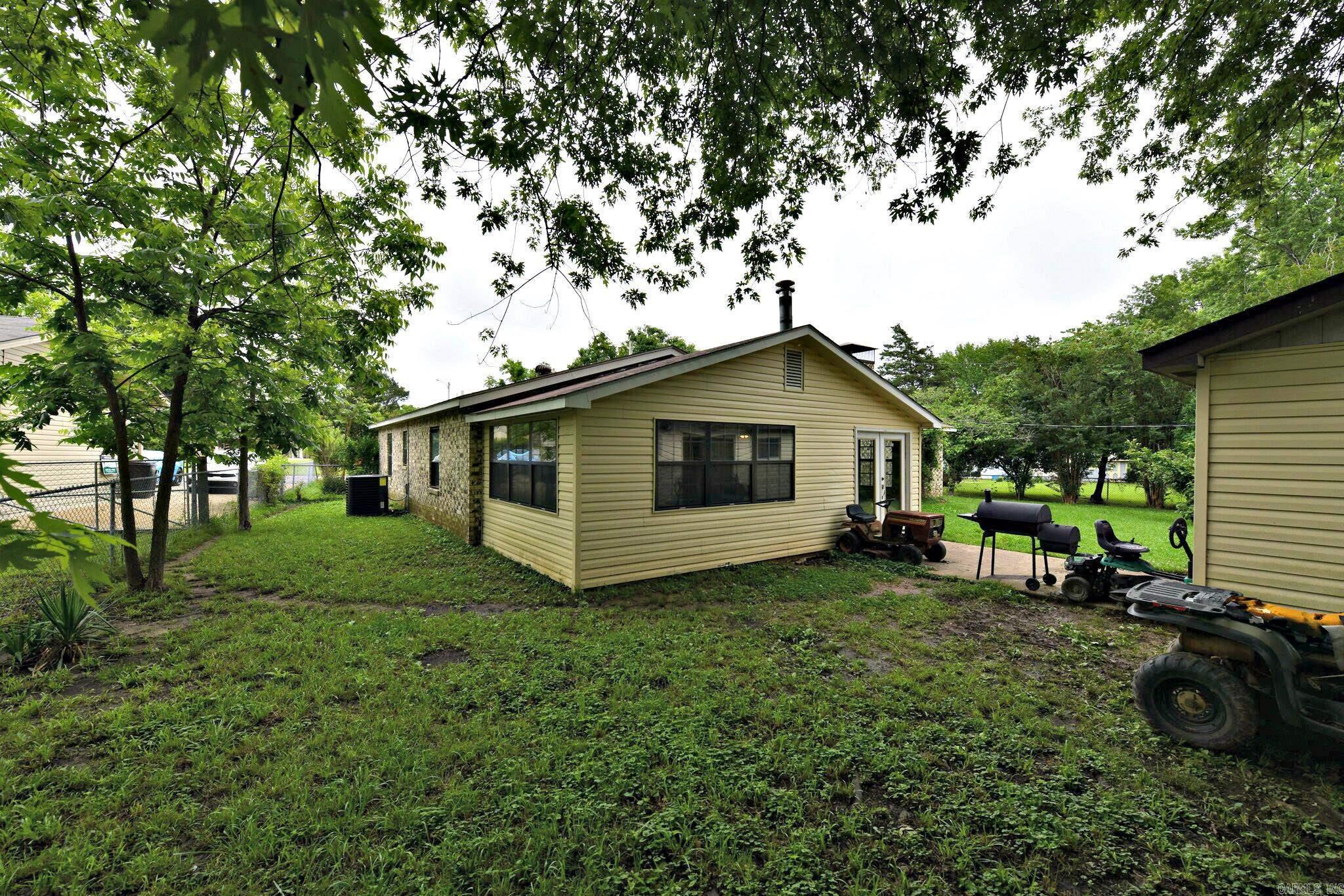 Men-Ark #1 - Residential