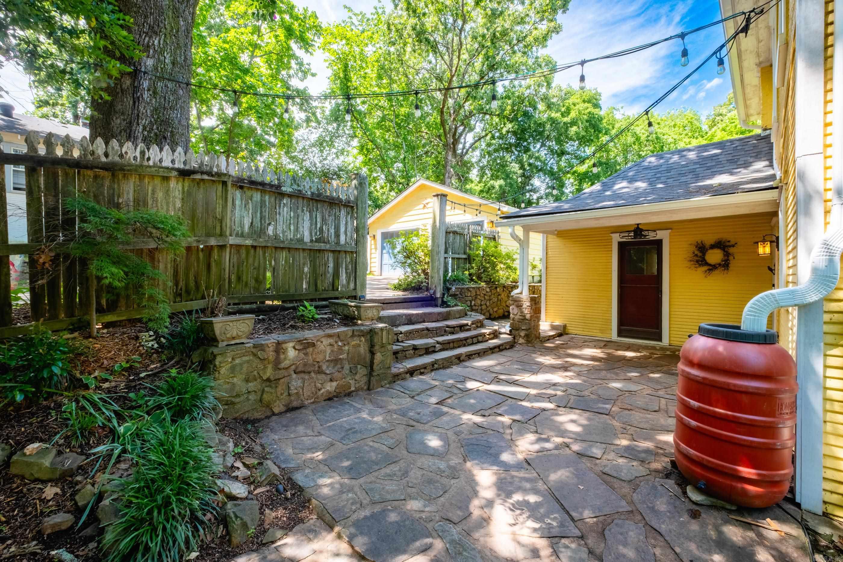 Hill Crest - Residential