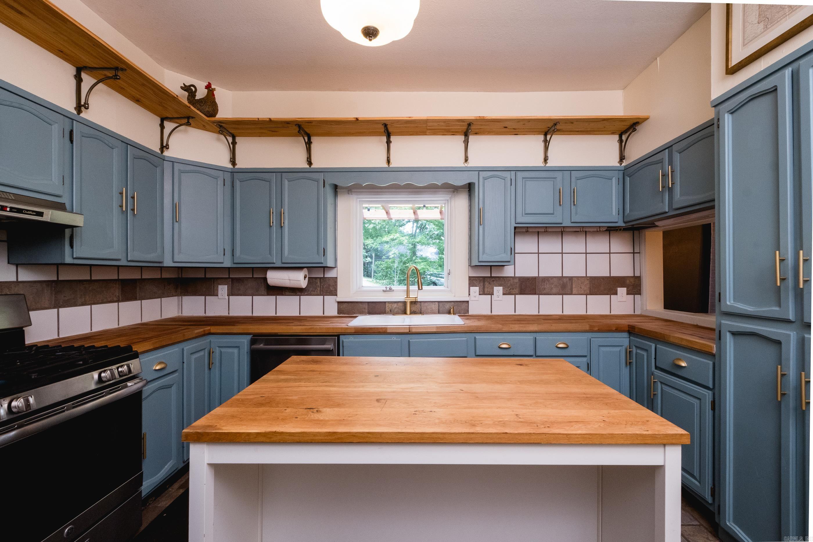 Hill Crest - Residential