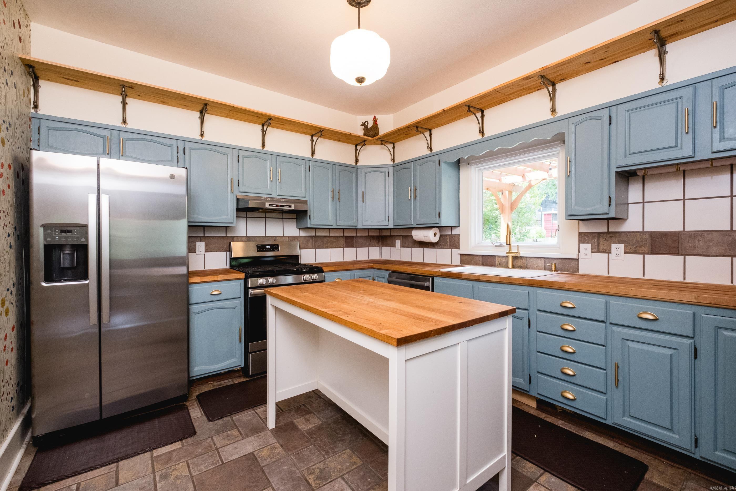 Hill Crest - Residential