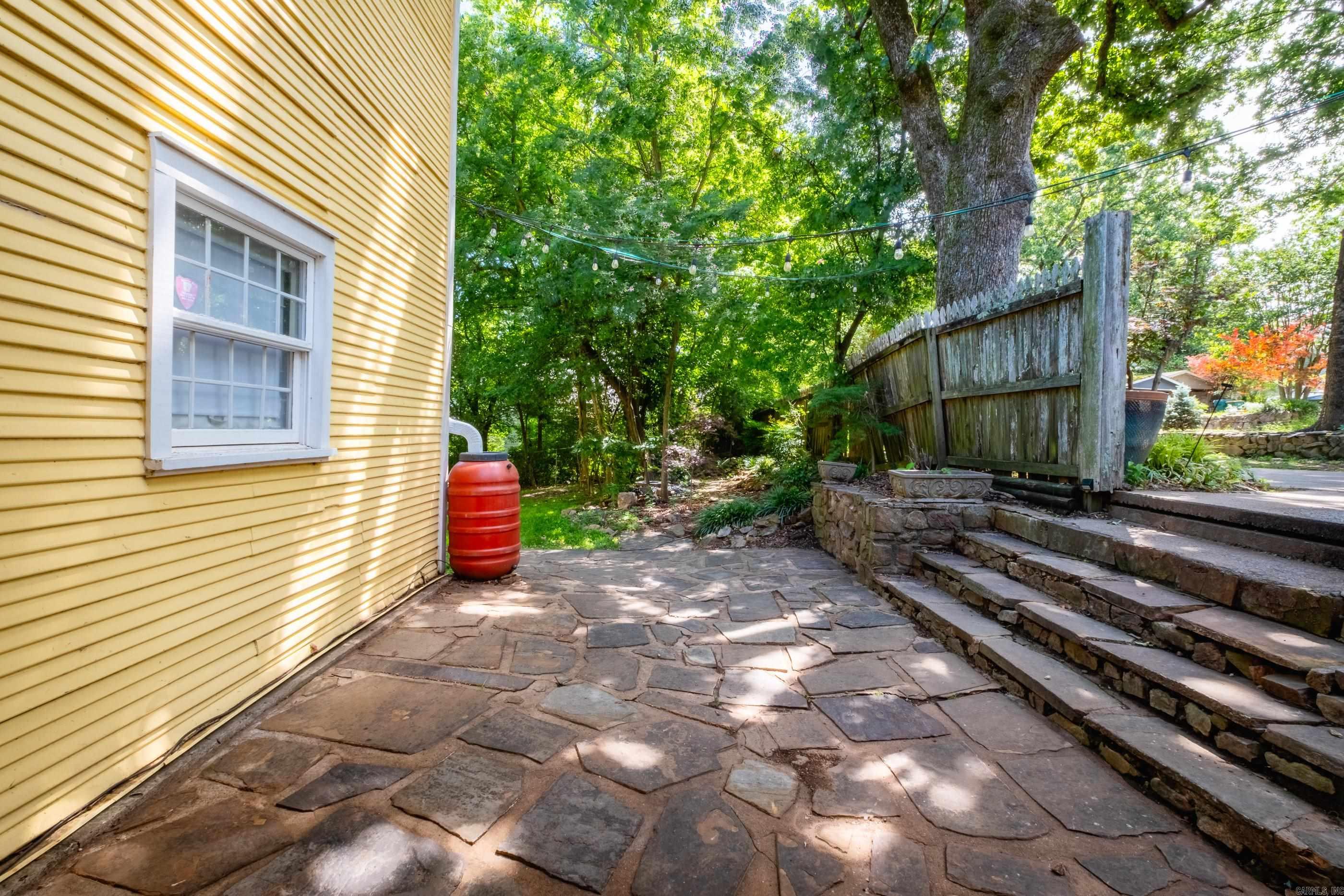 Hill Crest - Residential