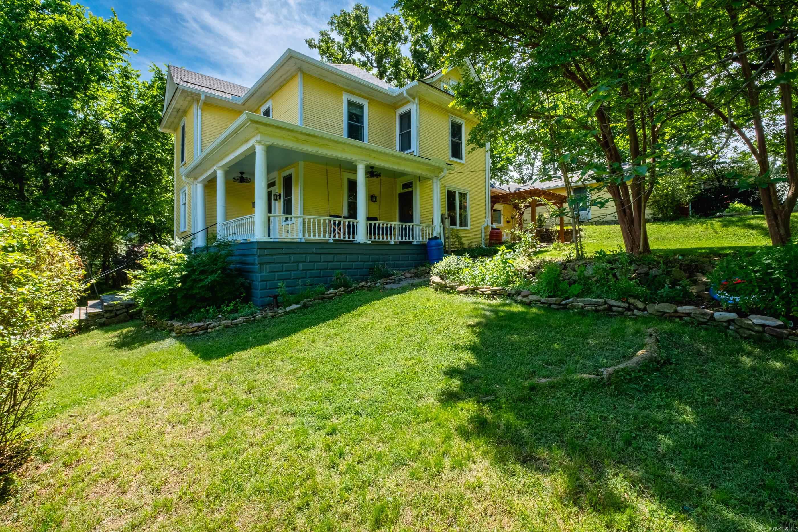 Hill Crest - Residential