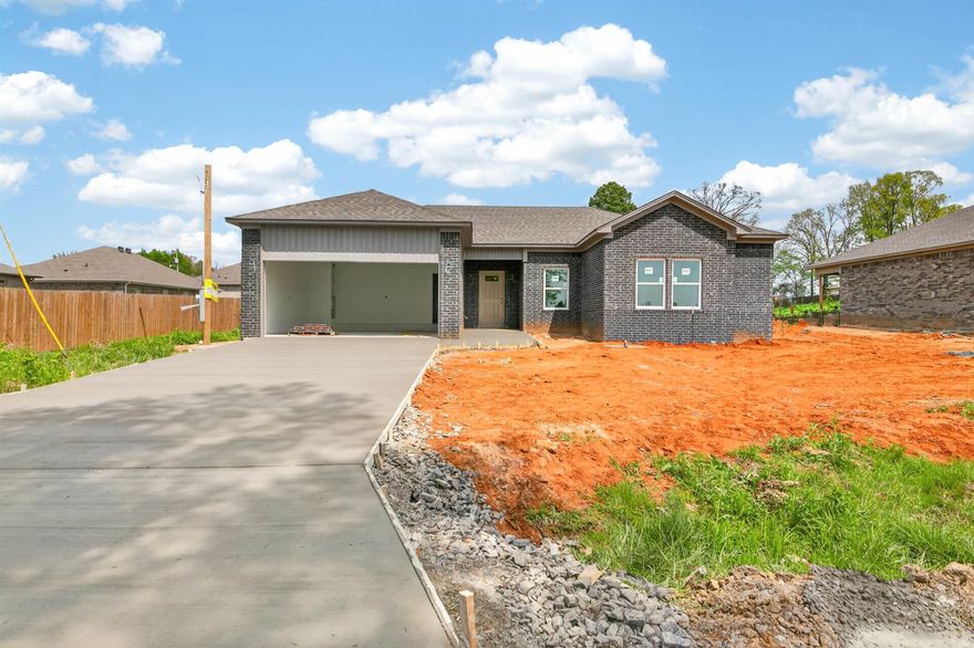 Don't miss the opportunity to own a new construction property on half an acre in the middle of Beebe. 4 bedrooms and 2 bathrooms with a covered patio over looking the massive backyard. Act now and you can possible pic your favorite finishes.