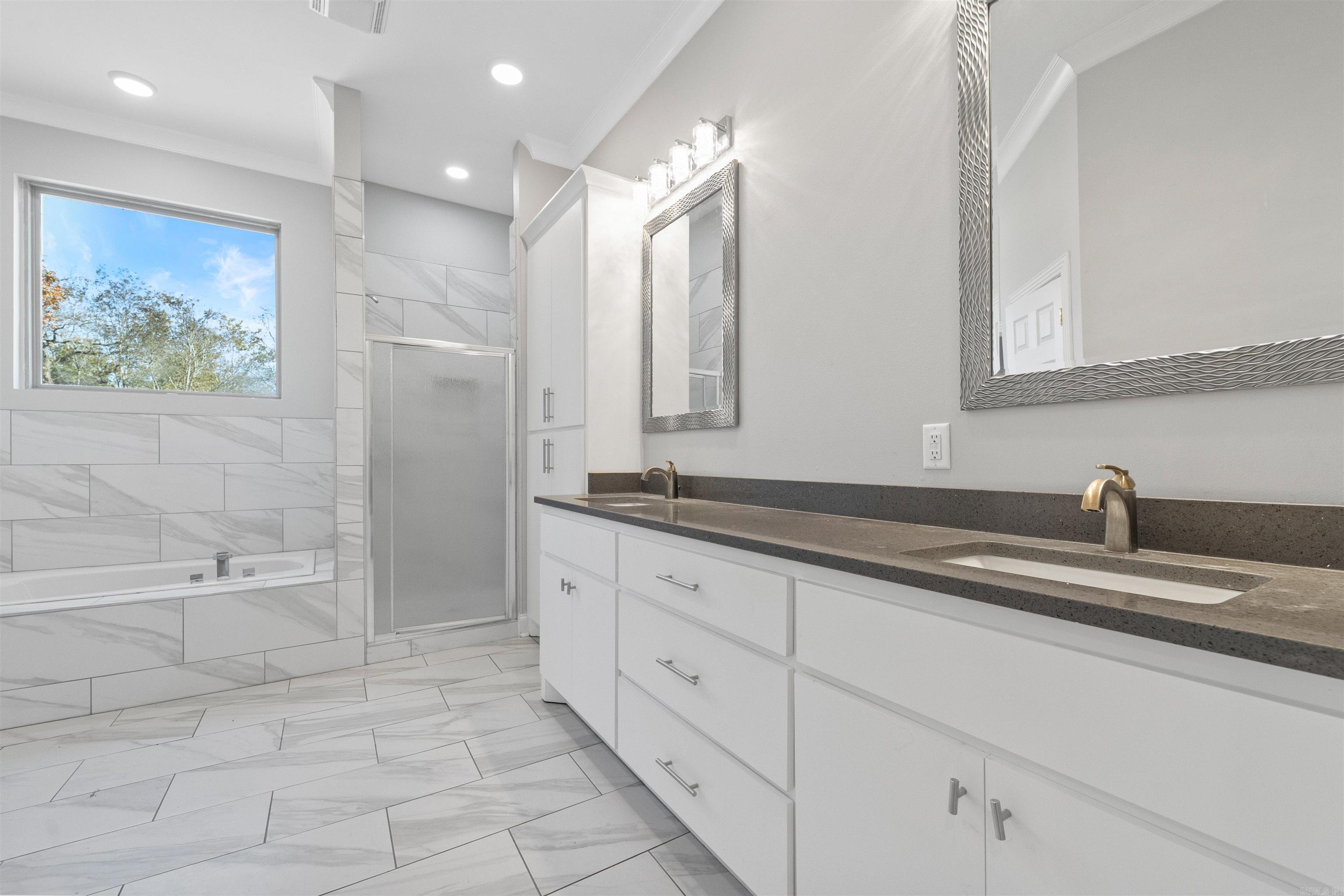 NORTH SHORE @ HURRICANE LAKE EST - Residential