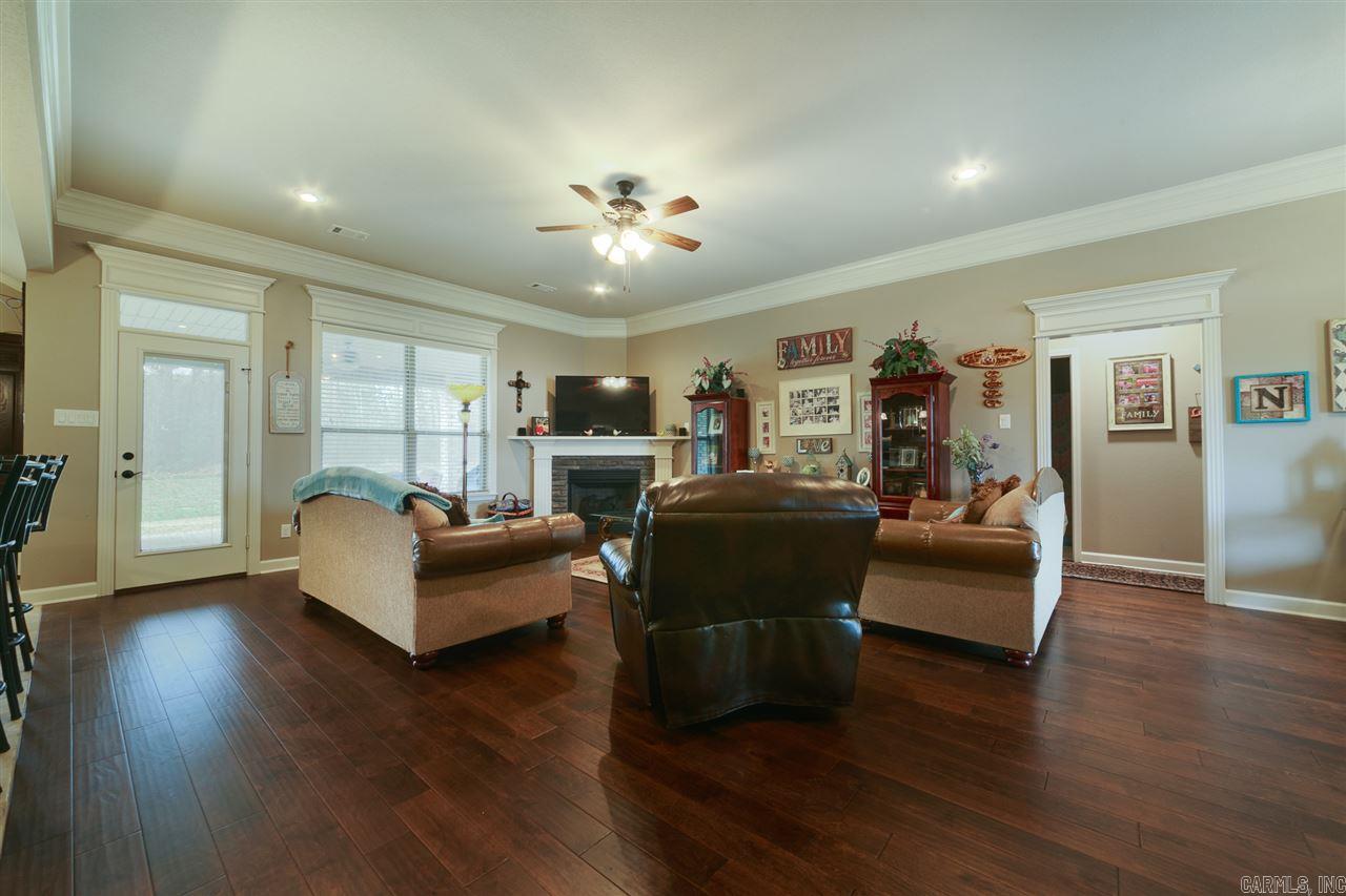 MOUNT TABOR ESTATES - Residential Lease